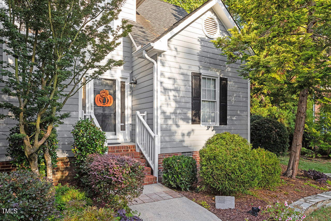 7009 Saddle Springs Court