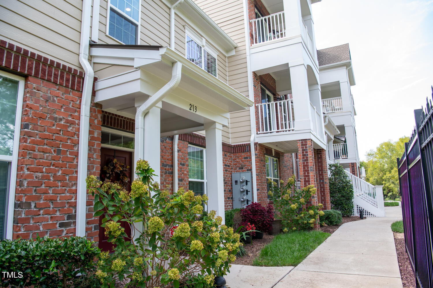10330 Sablewood Drive # 213