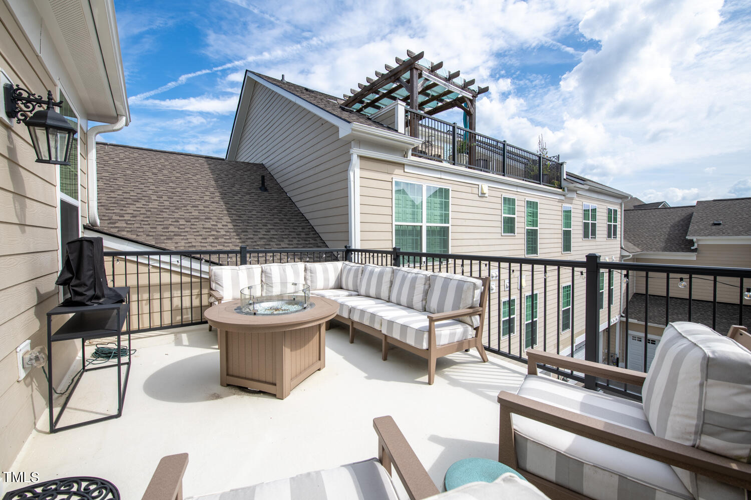 10330 Sablewood Drive # 213