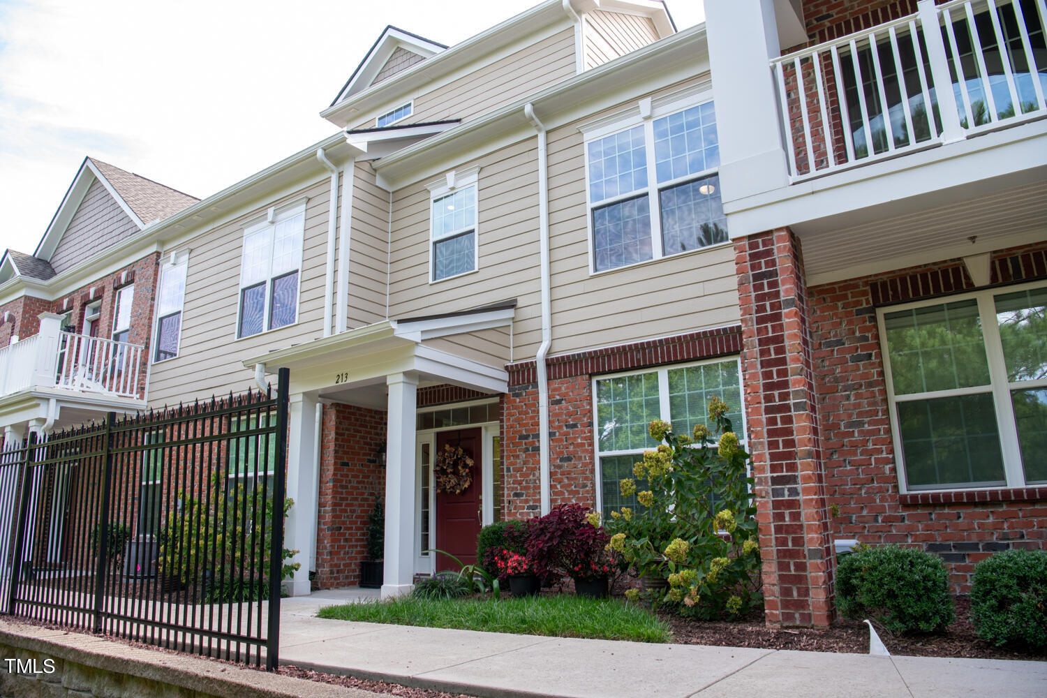 10330 Sablewood Drive # 213