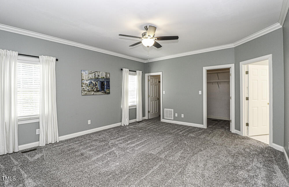 4821 Dorothy Lane