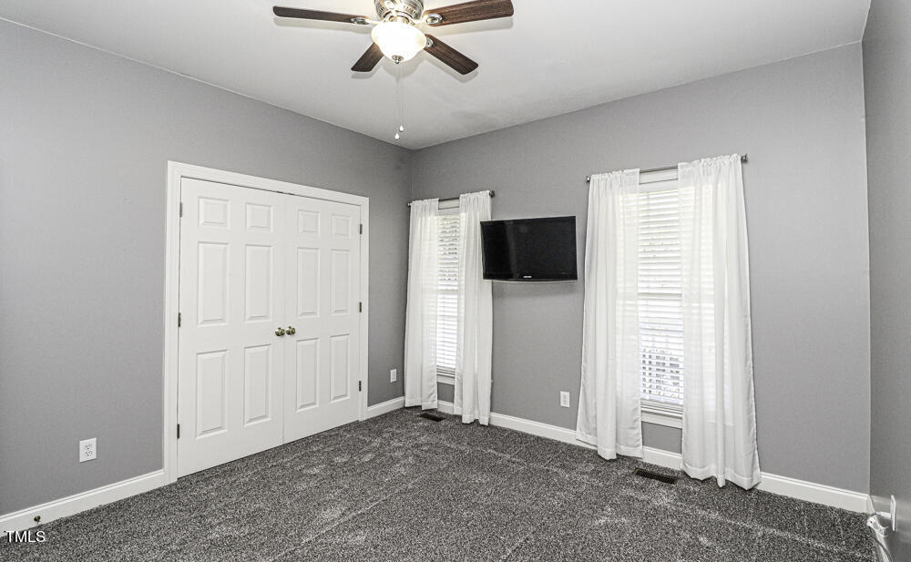 4821 Dorothy Lane