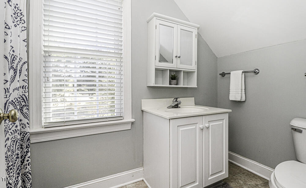4821 Dorothy Lane