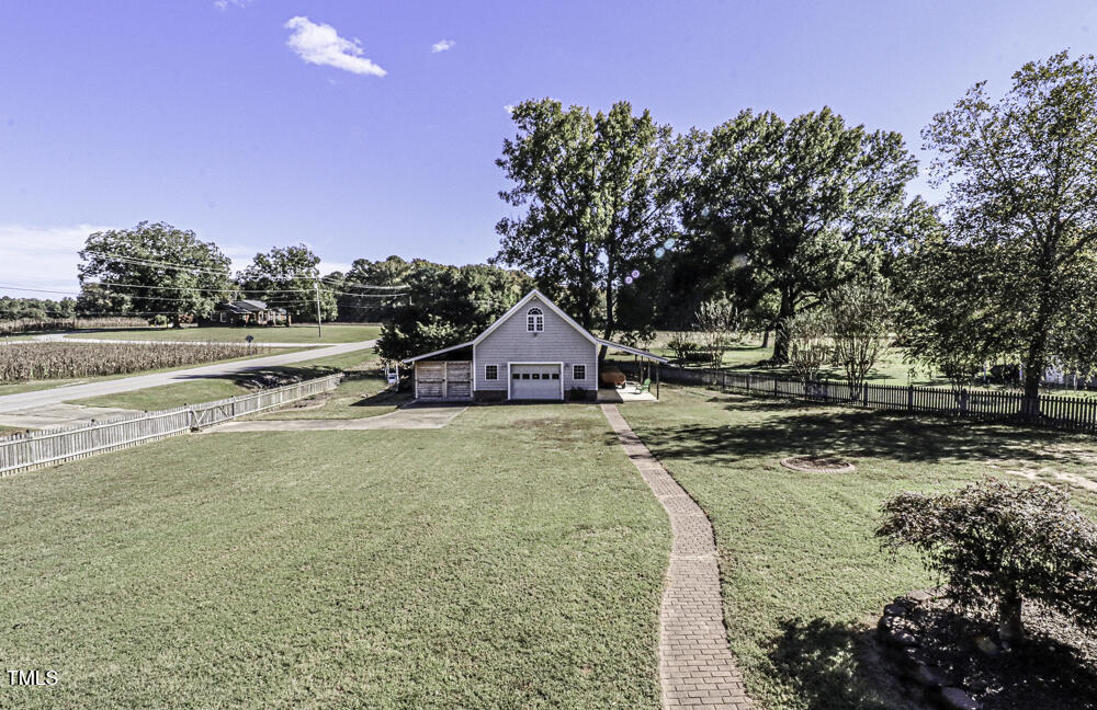 4821 Dorothy Lane