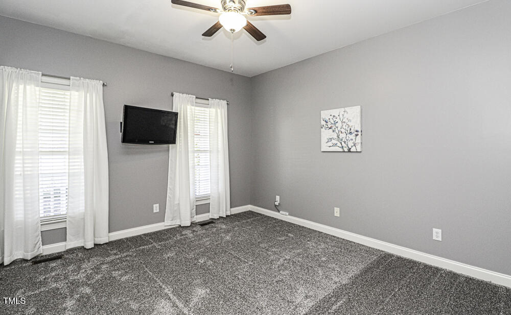4821 Dorothy Lane