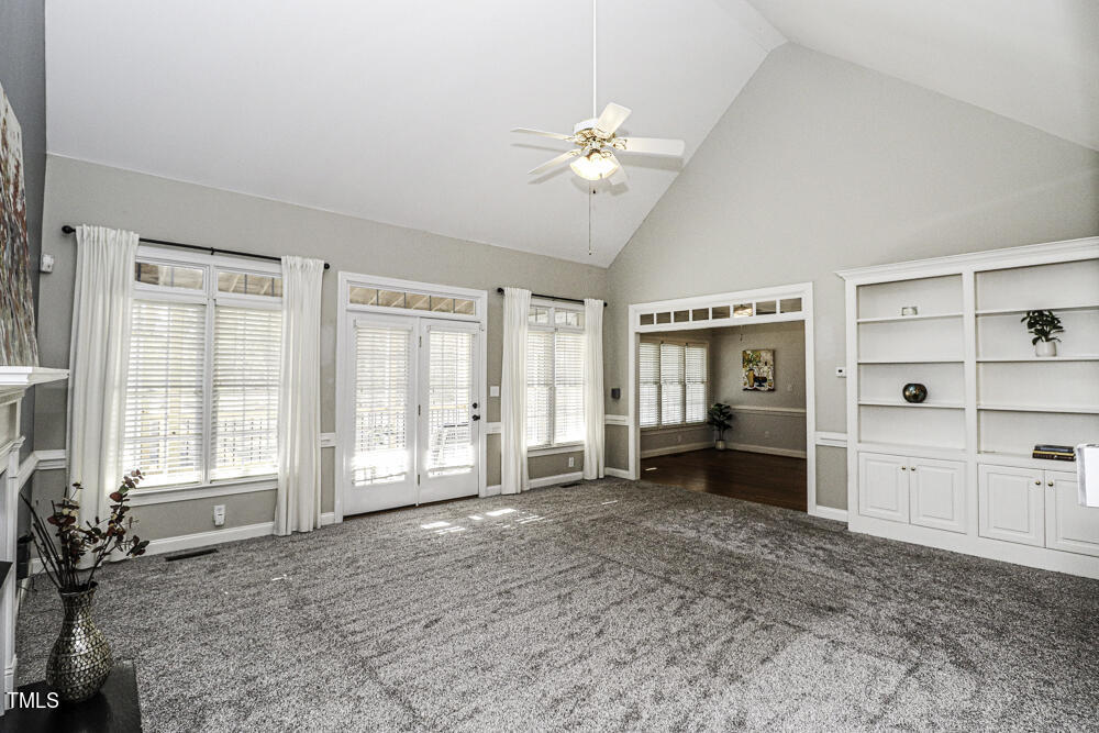 4821 Dorothy Lane