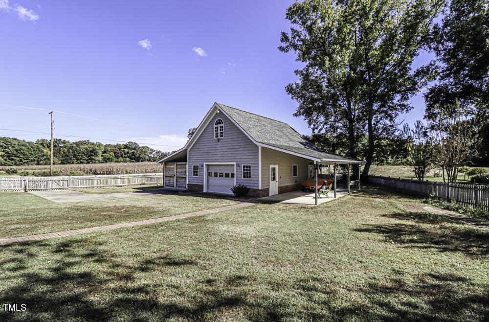 4821 Dorothy Lane