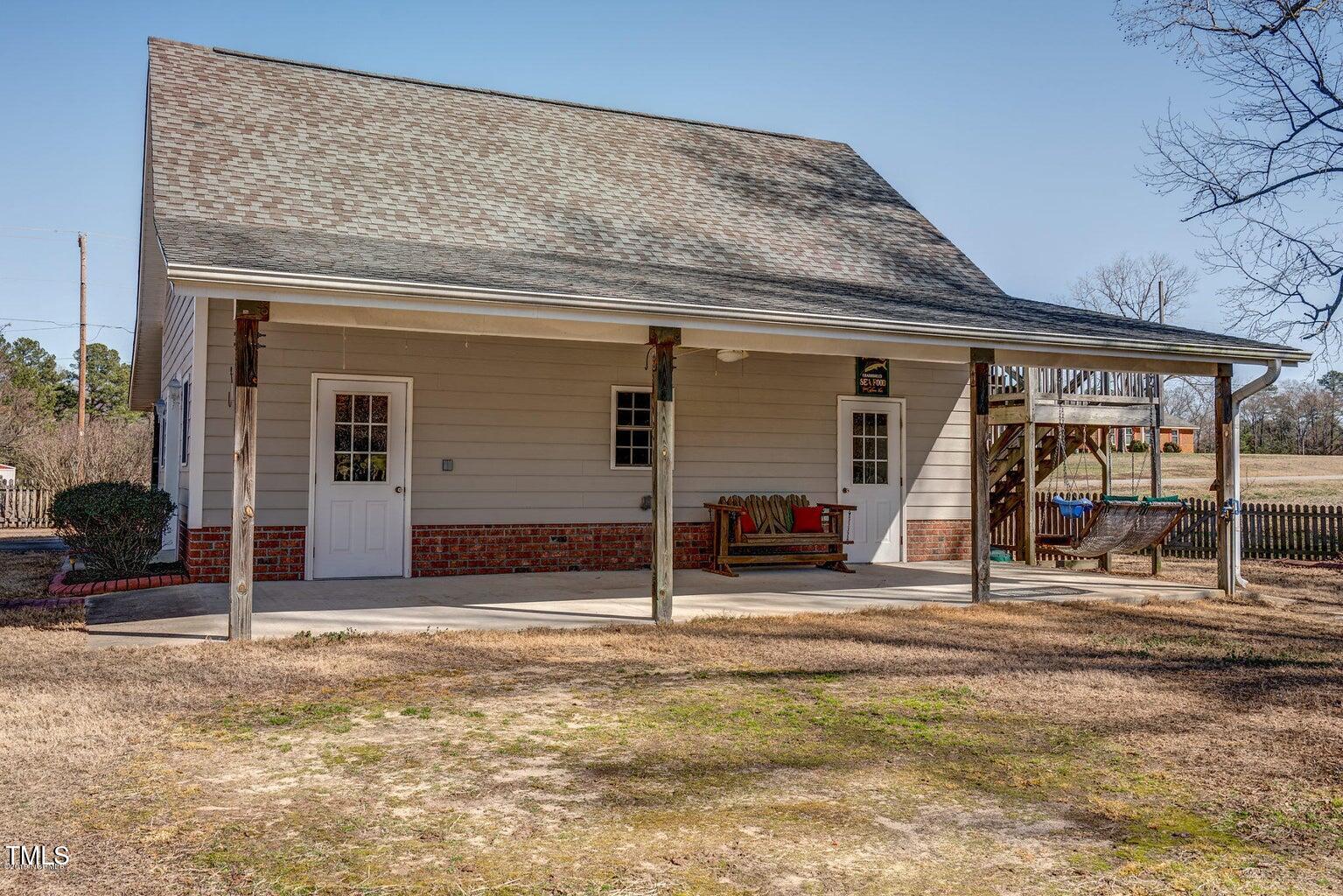 4821 Dorothy Lane