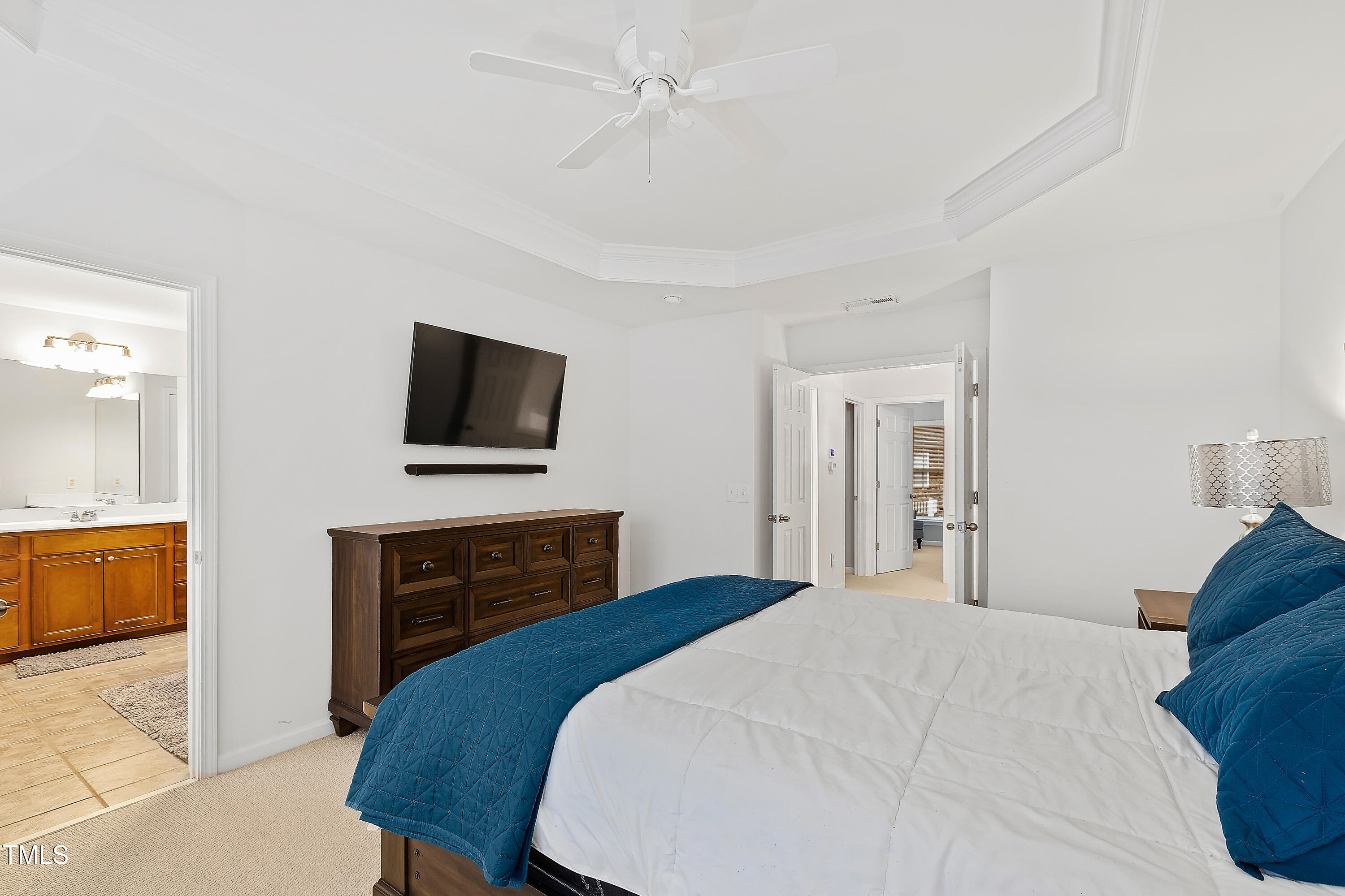 2733 Laurelcherry Street