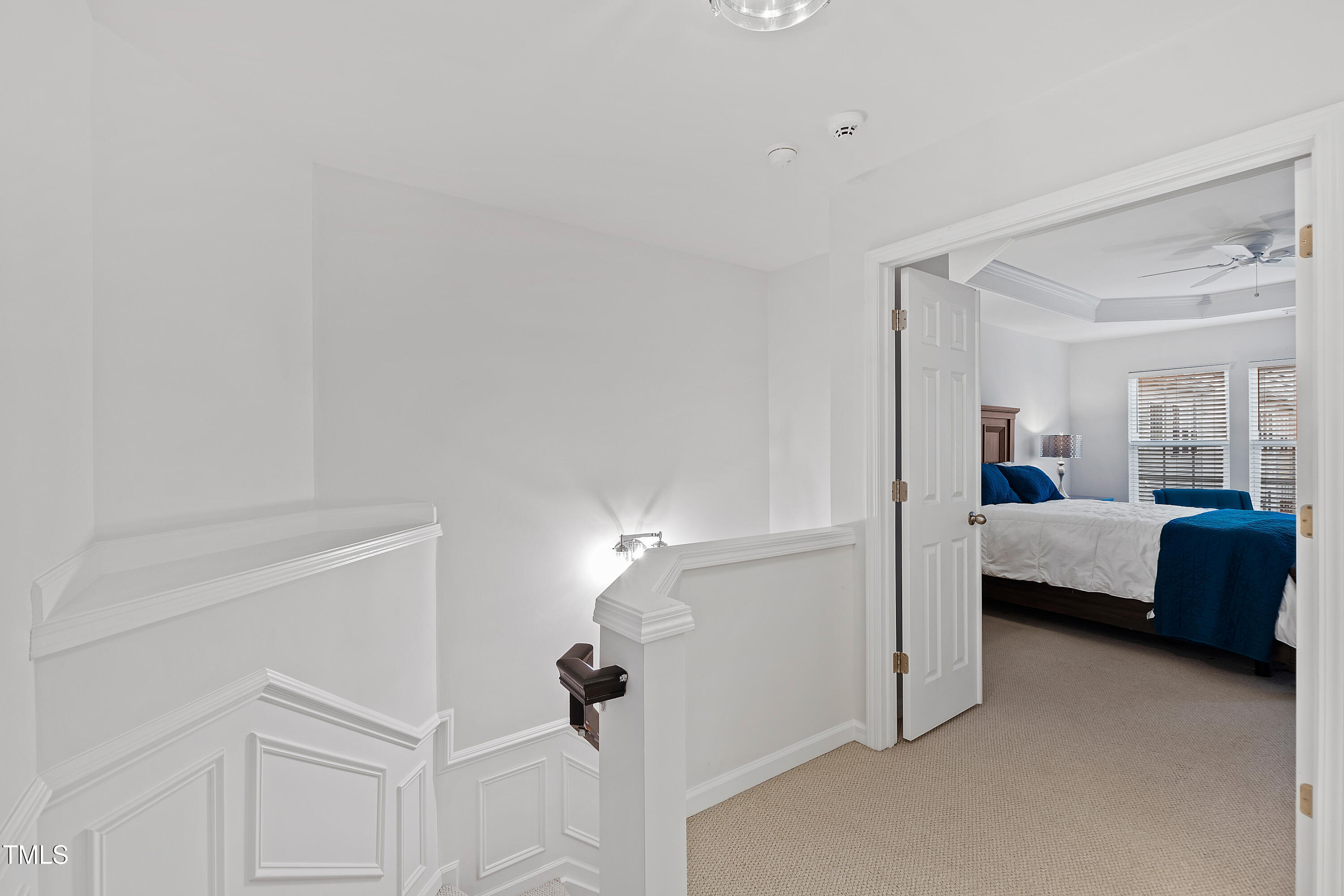 2733 Laurelcherry Street