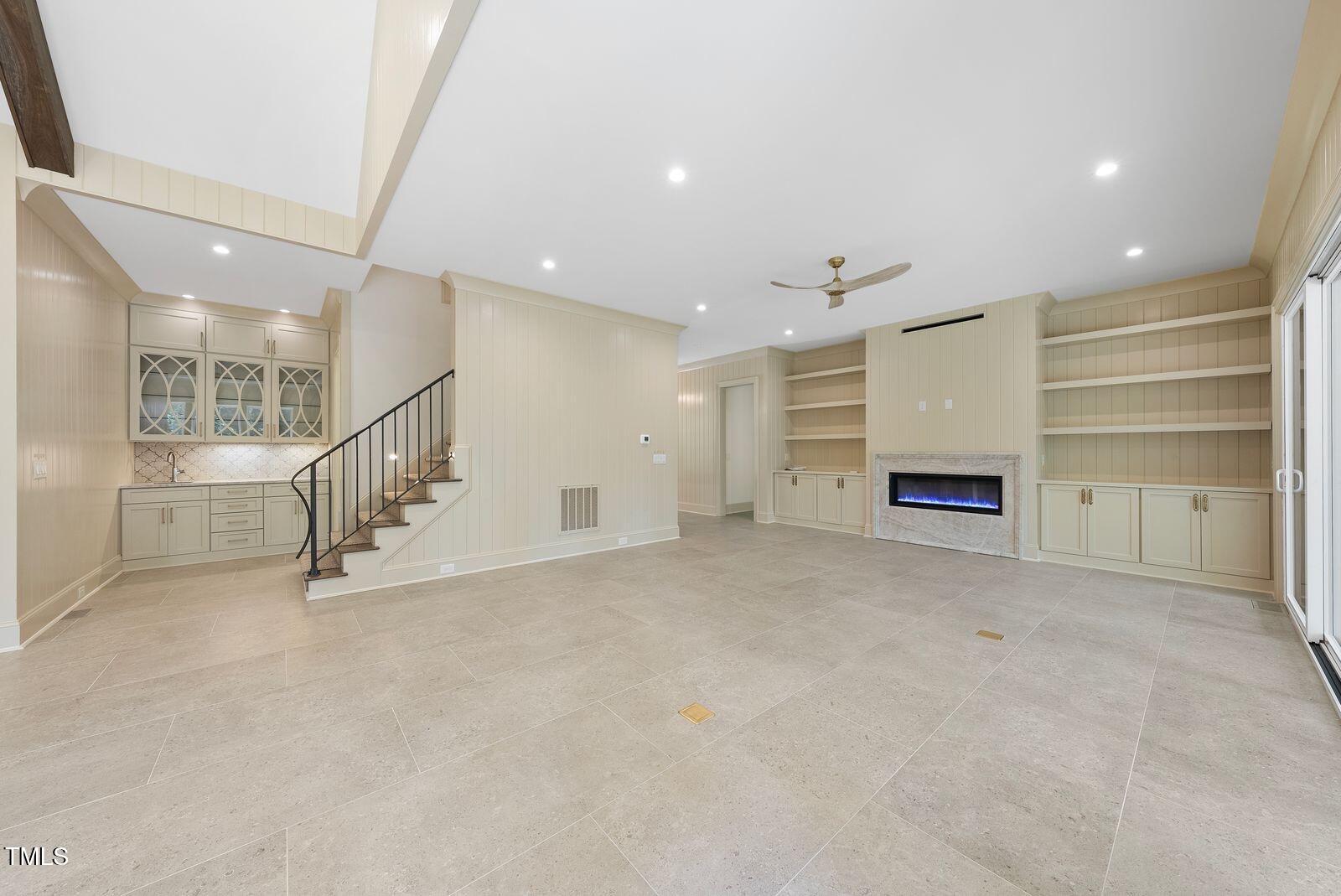 8604 Windjammer Drive