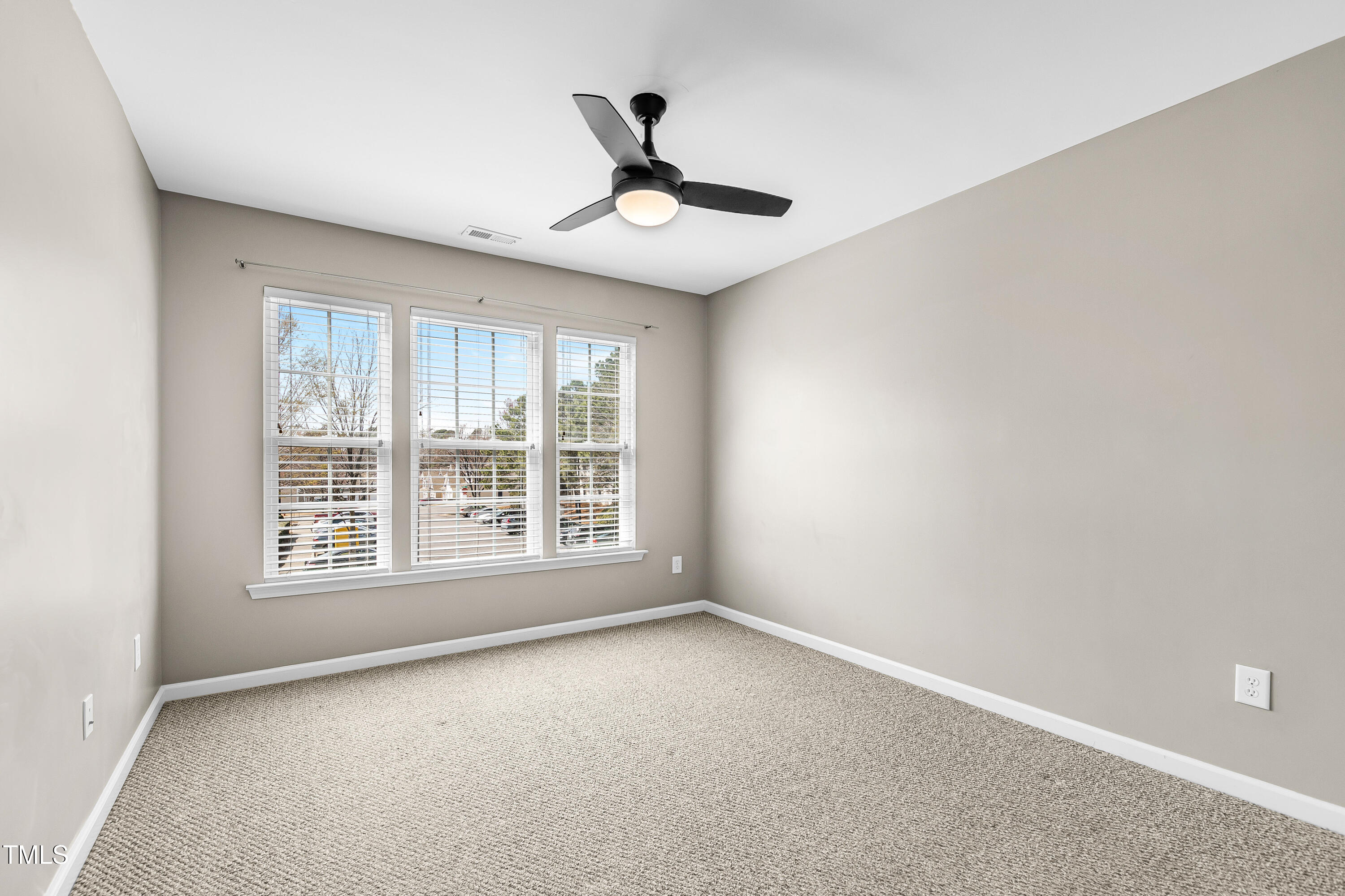 8310 Pilots View Drive
