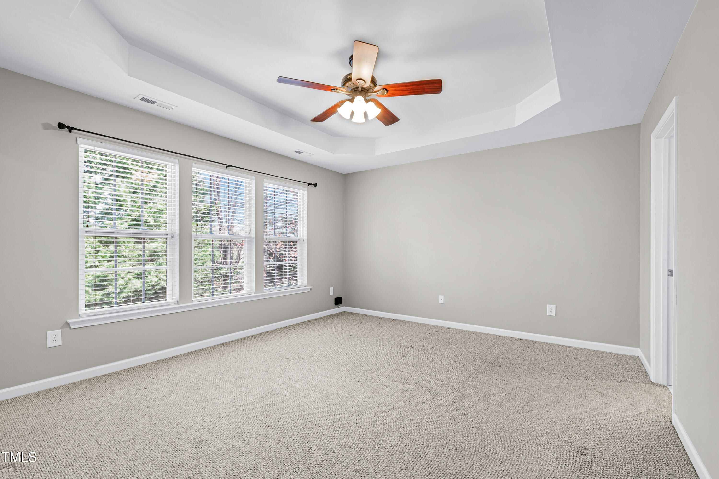 8310 Pilots View Drive