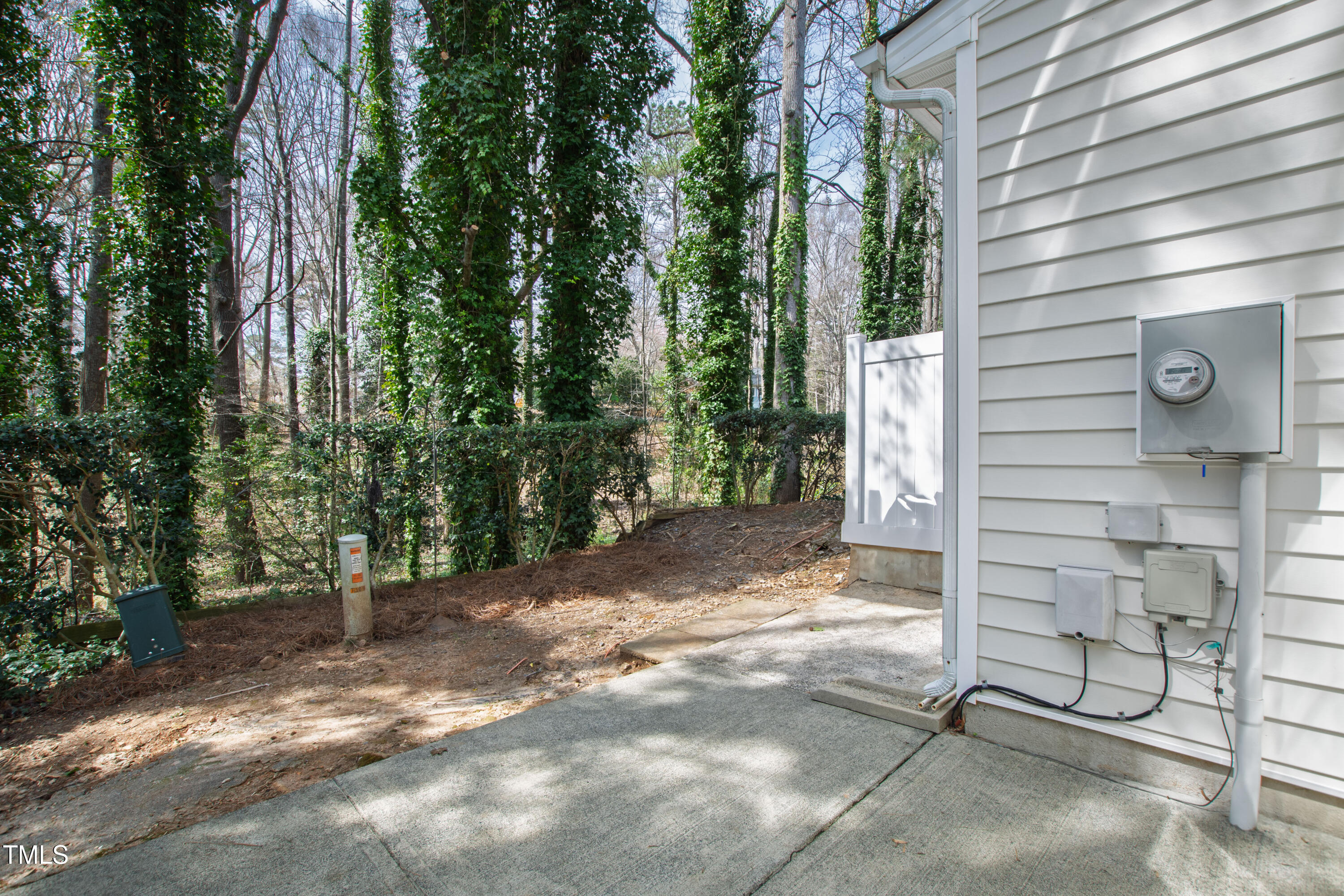 7305 Bonnie Ridge Court