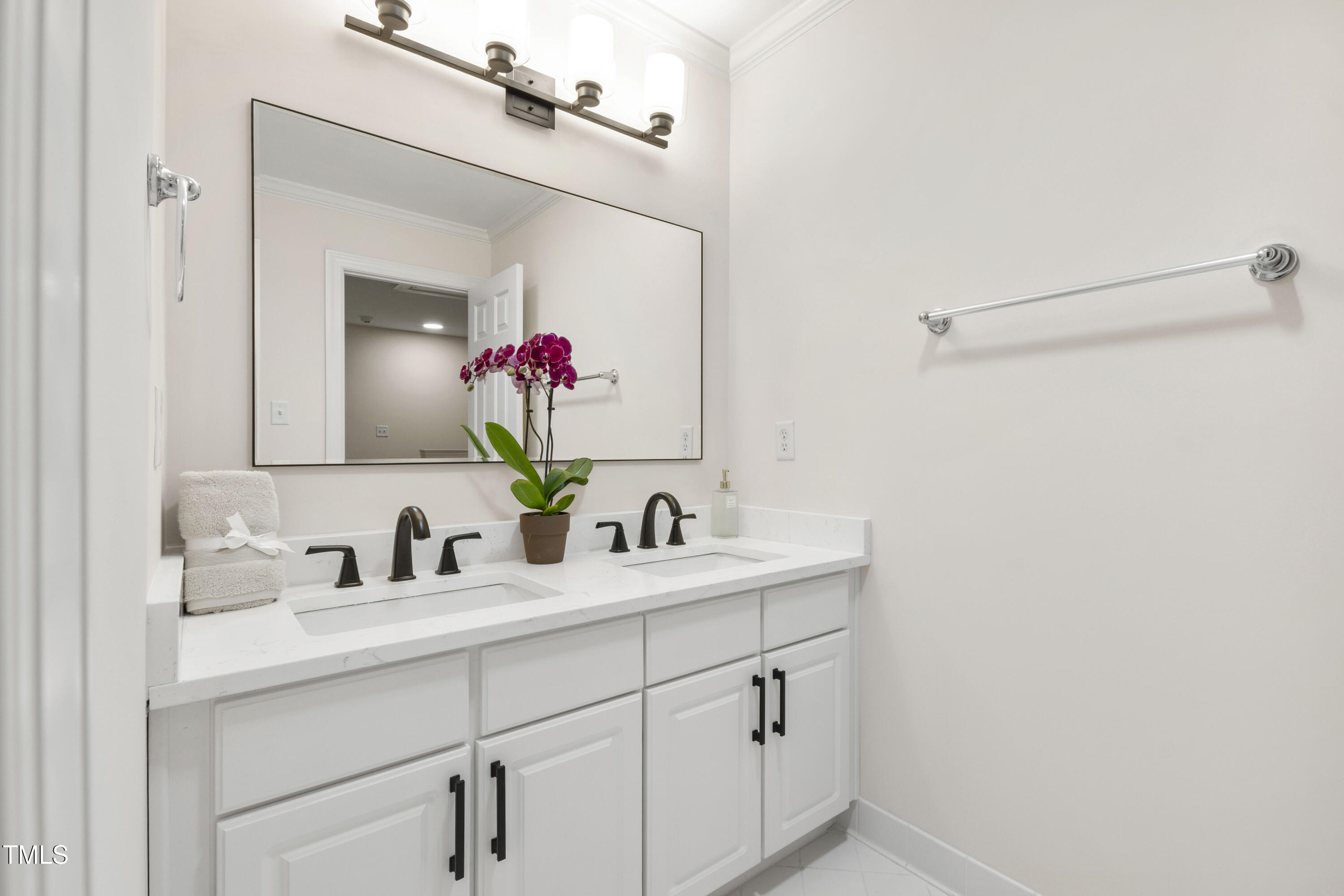 4211 Norman Ridge Lane