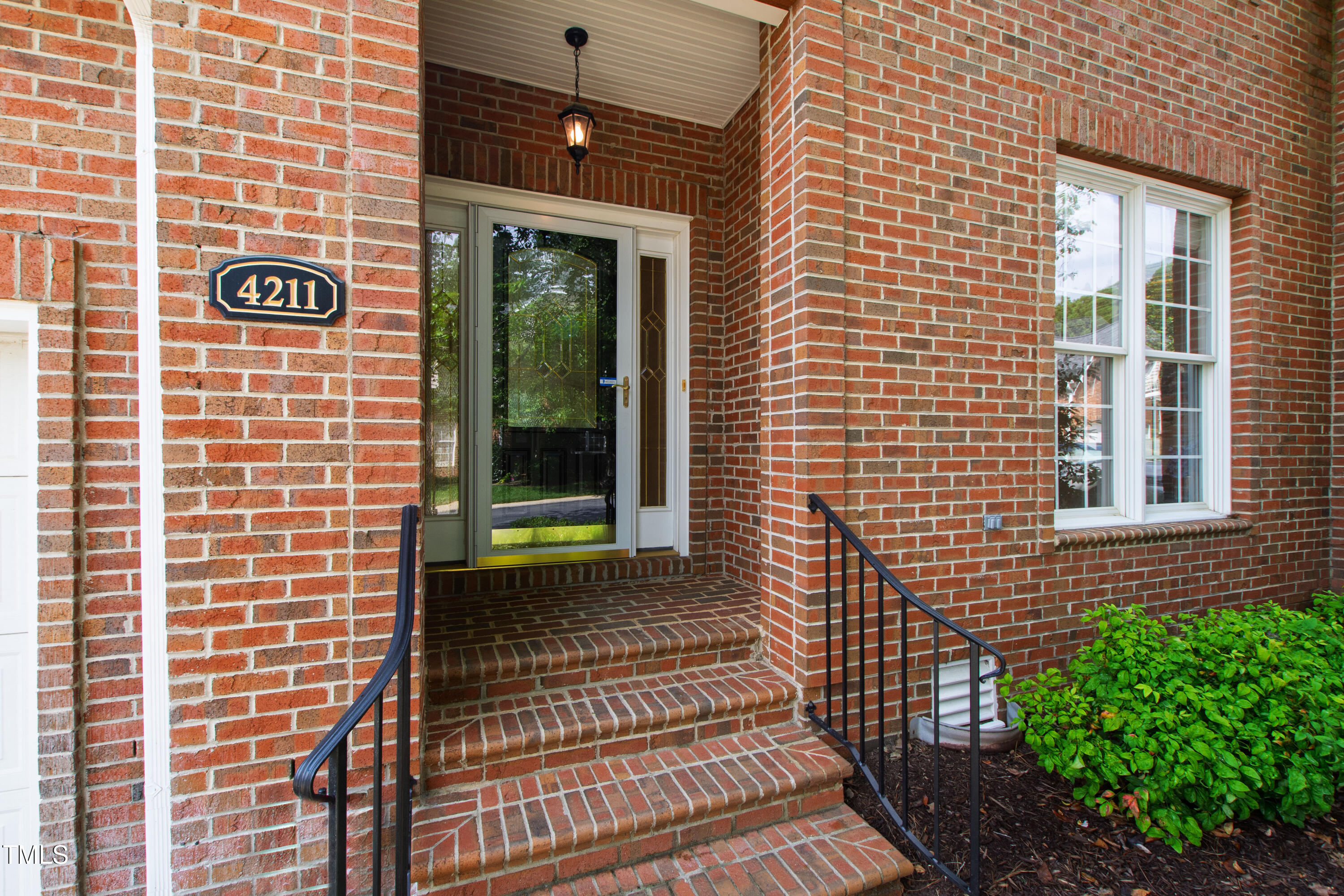4211 Norman Ridge Lane