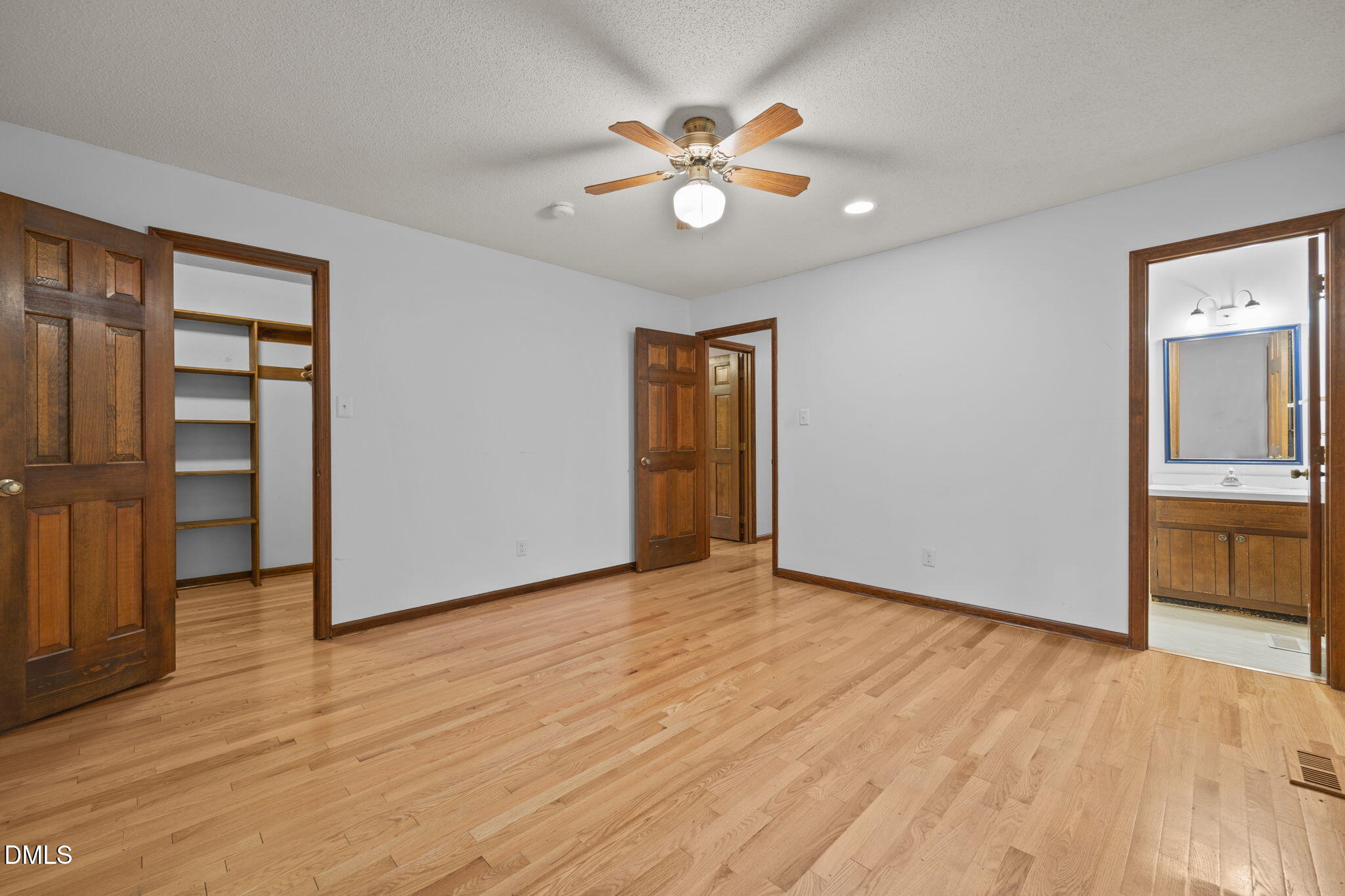 2713 Salisbury Plain