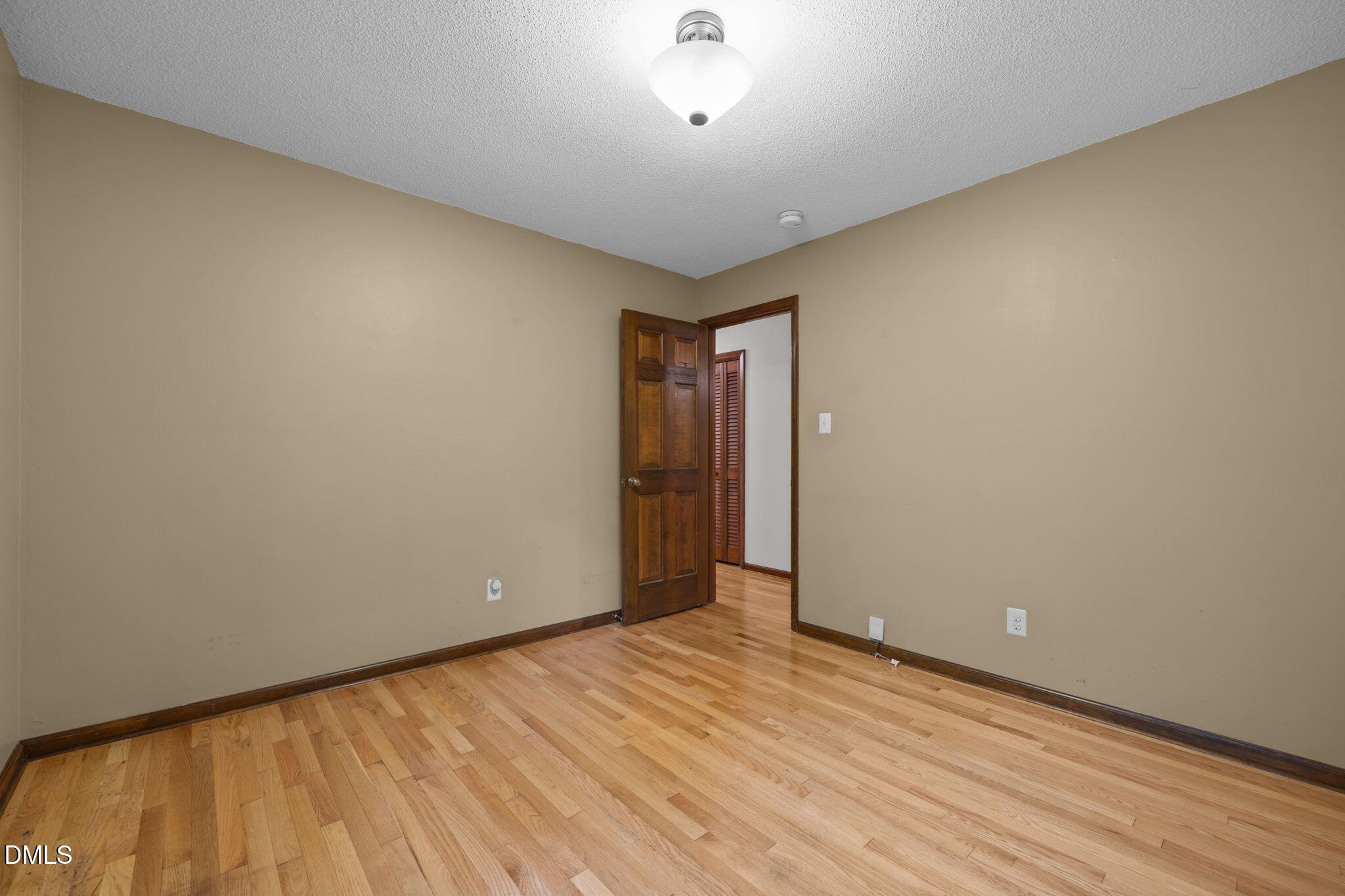 2713 Salisbury Plain