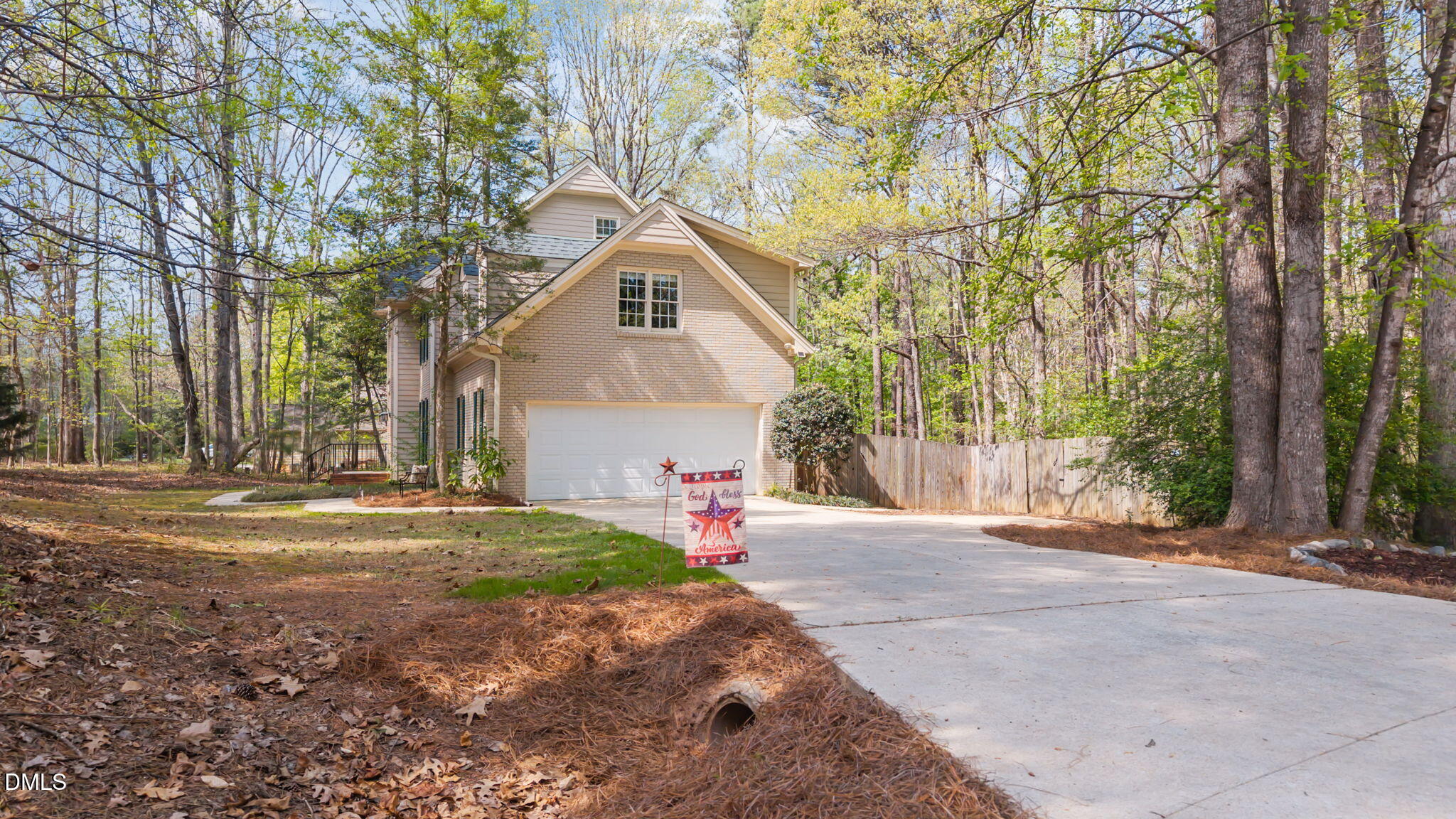 2401 Worthing Court