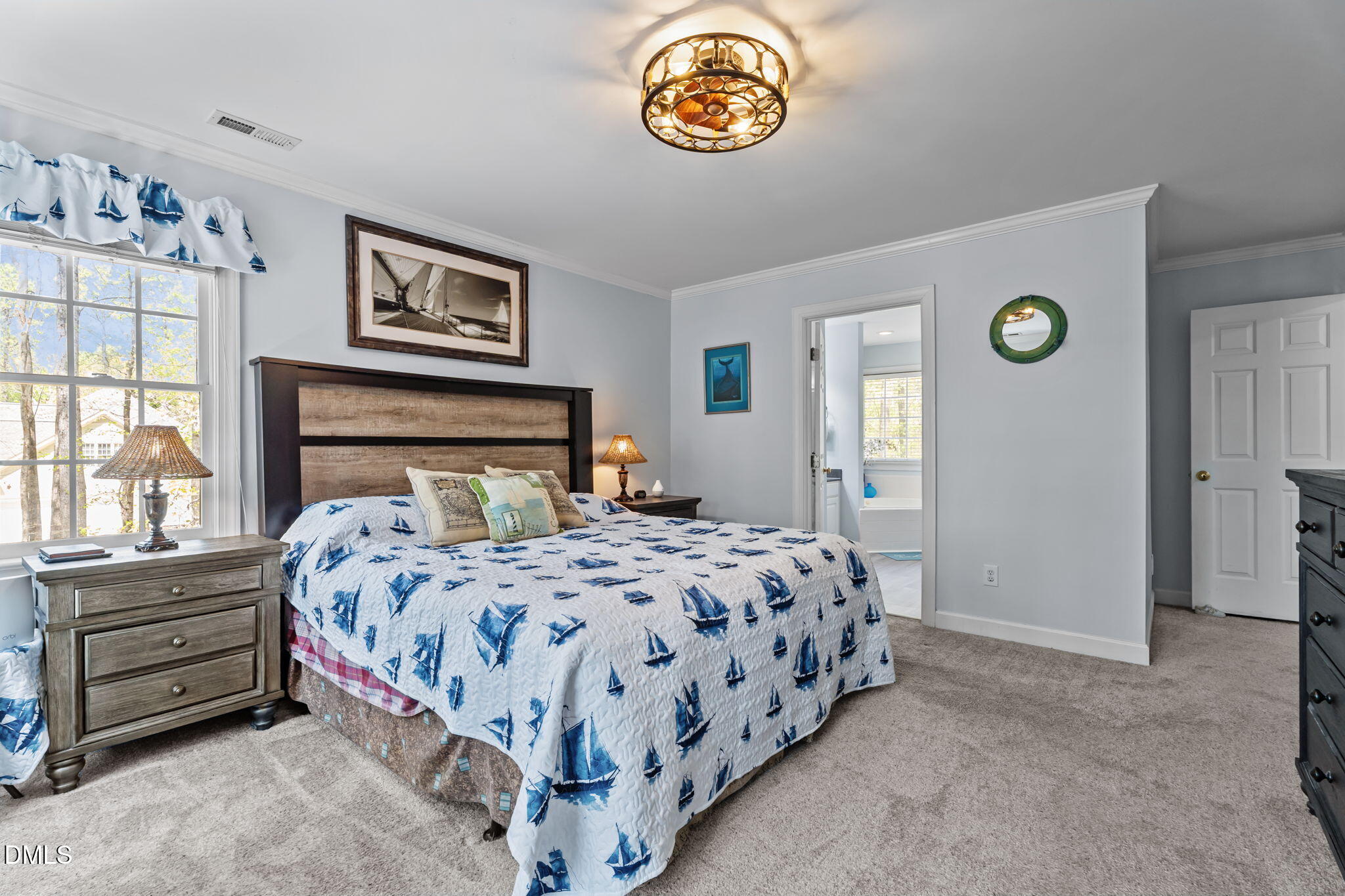 2401 Worthing Court