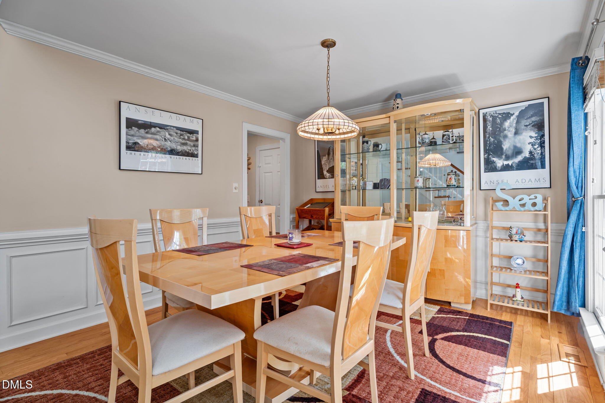 2401 Worthing Court