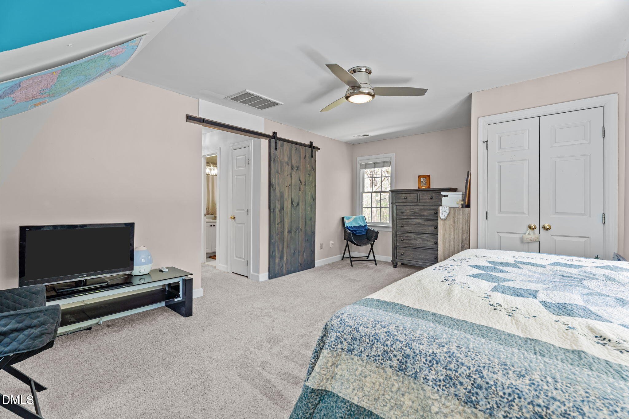 2401 Worthing Court