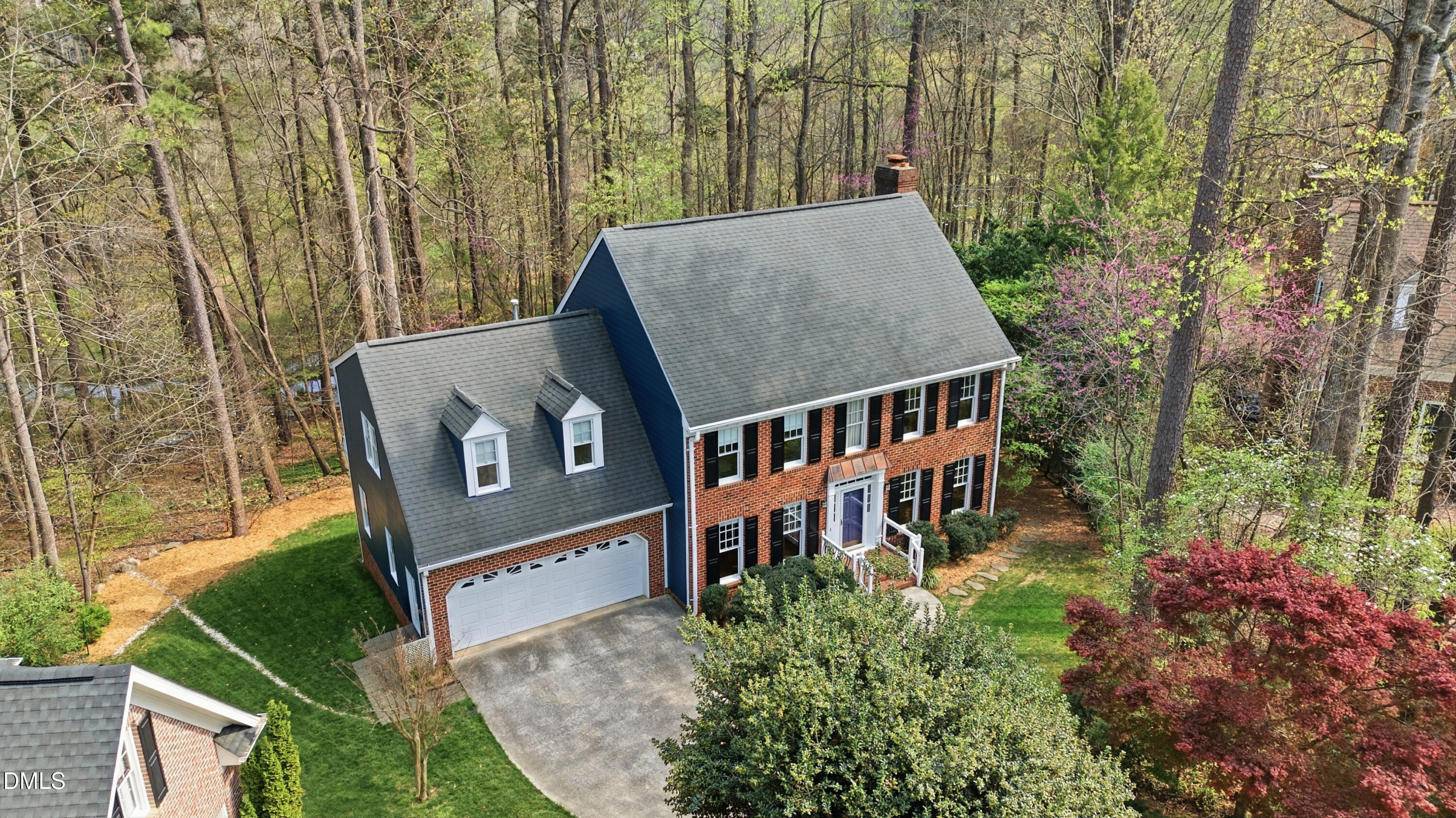 4001 Stemmons Court
