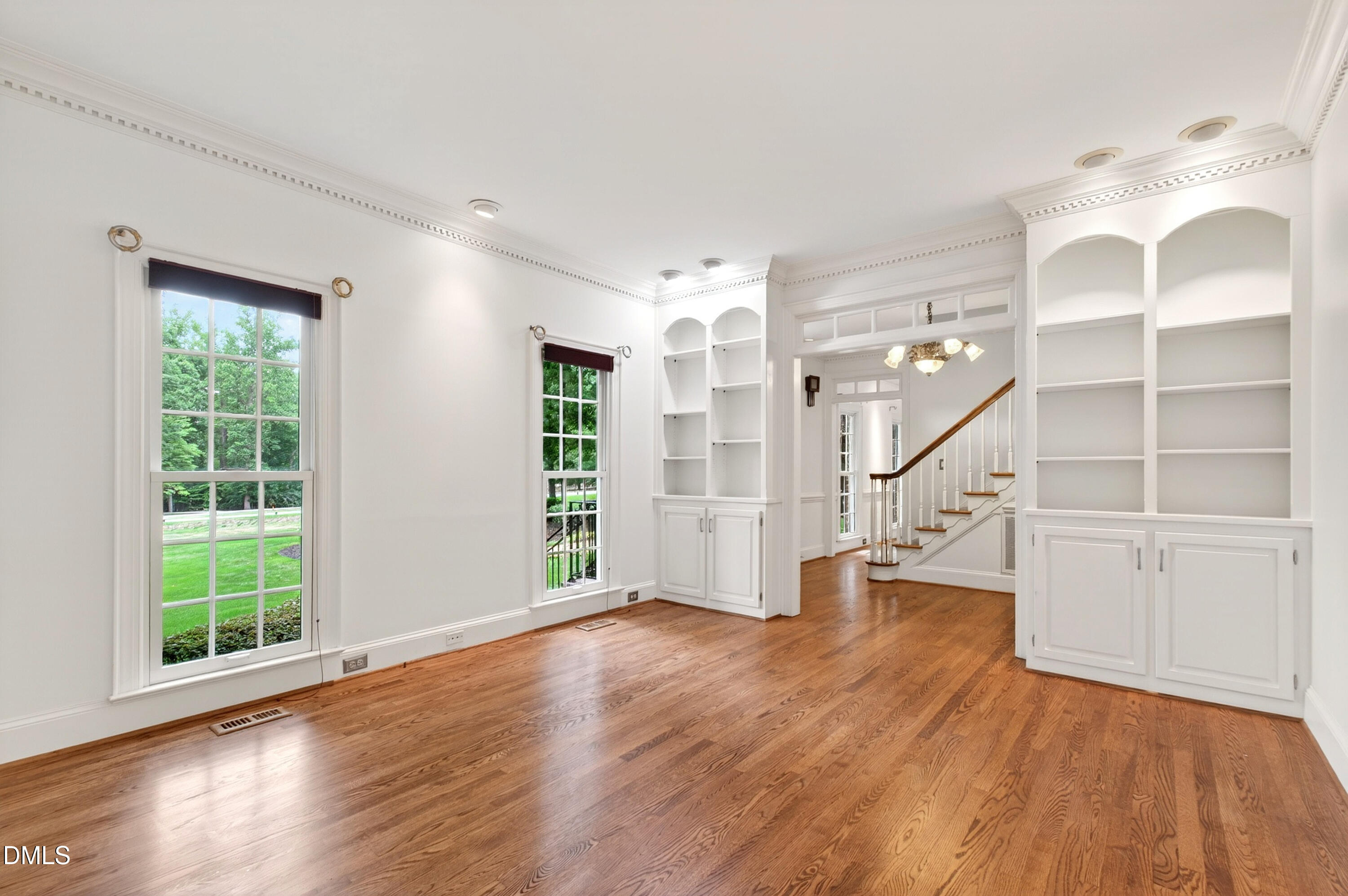 1117 Bentham Drive