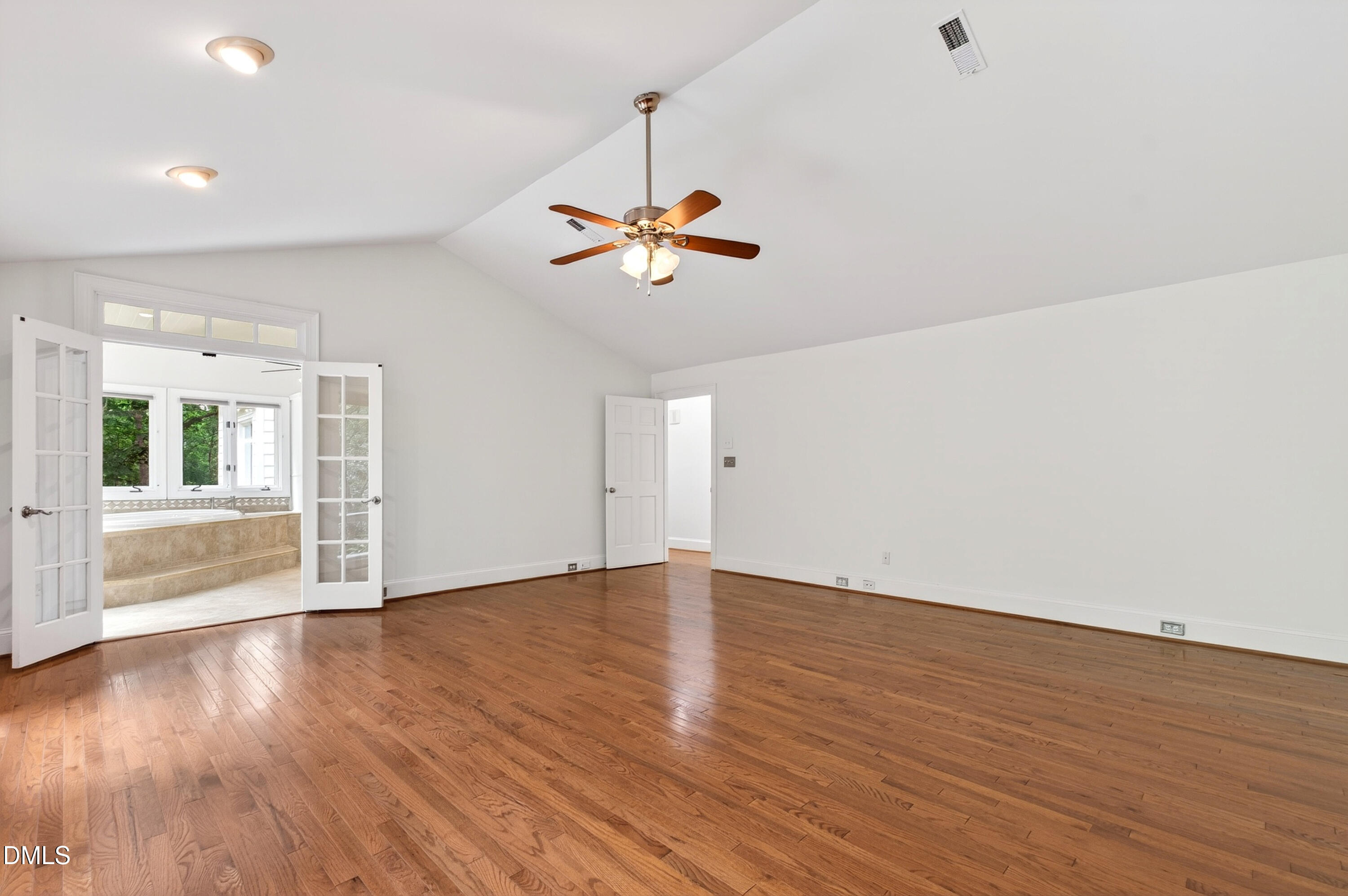 1117 Bentham Drive