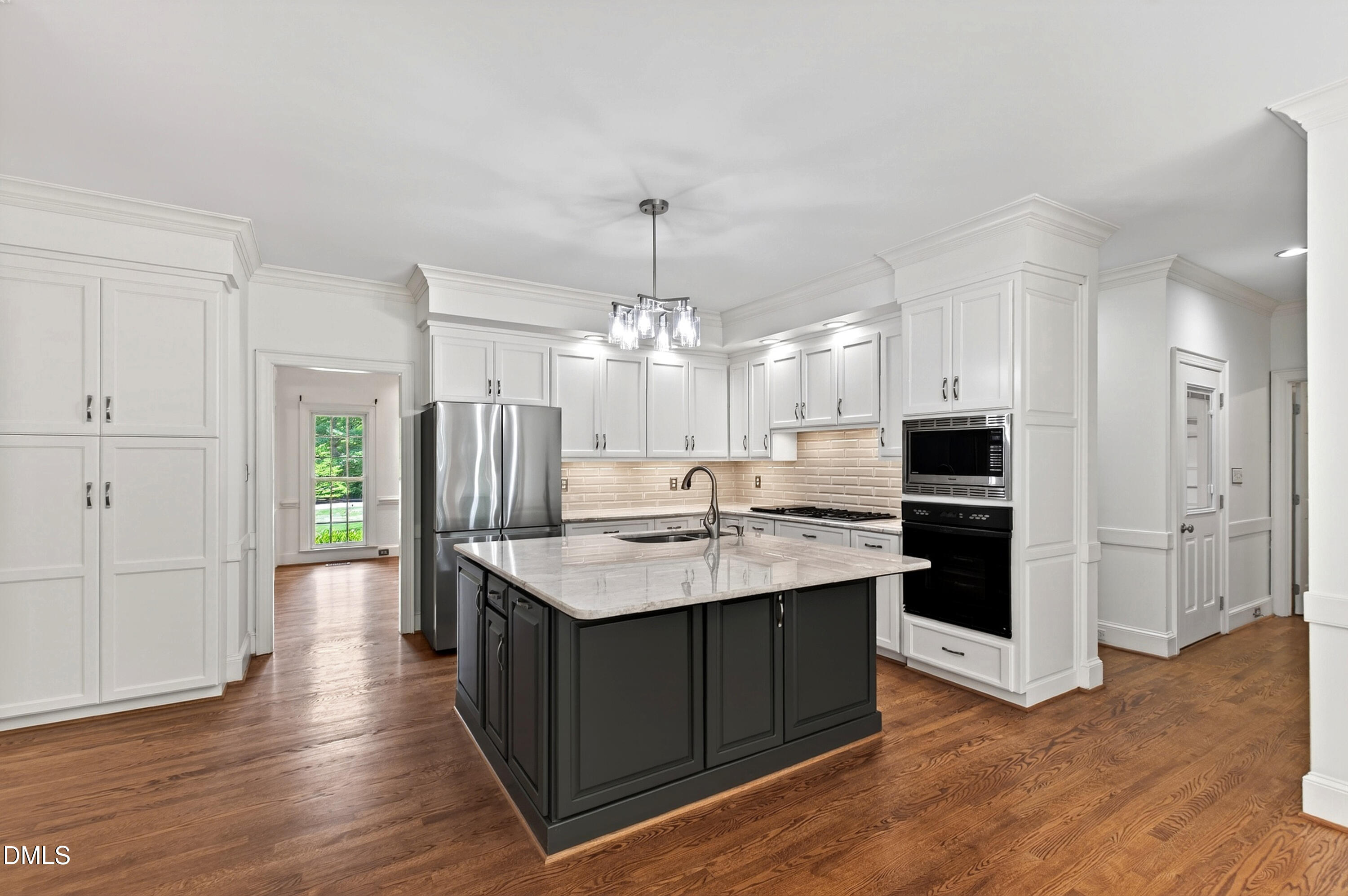 1117 Bentham Drive