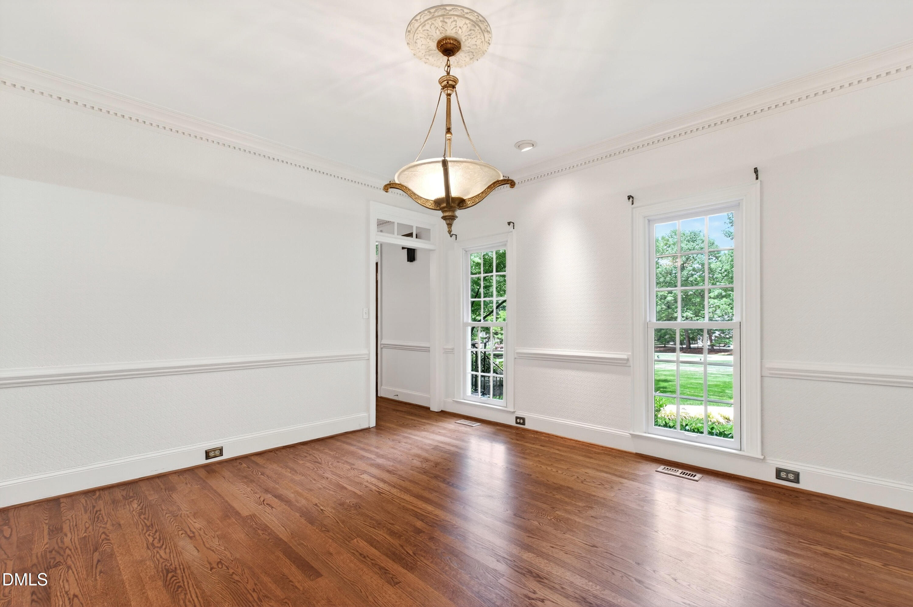 1117 Bentham Drive