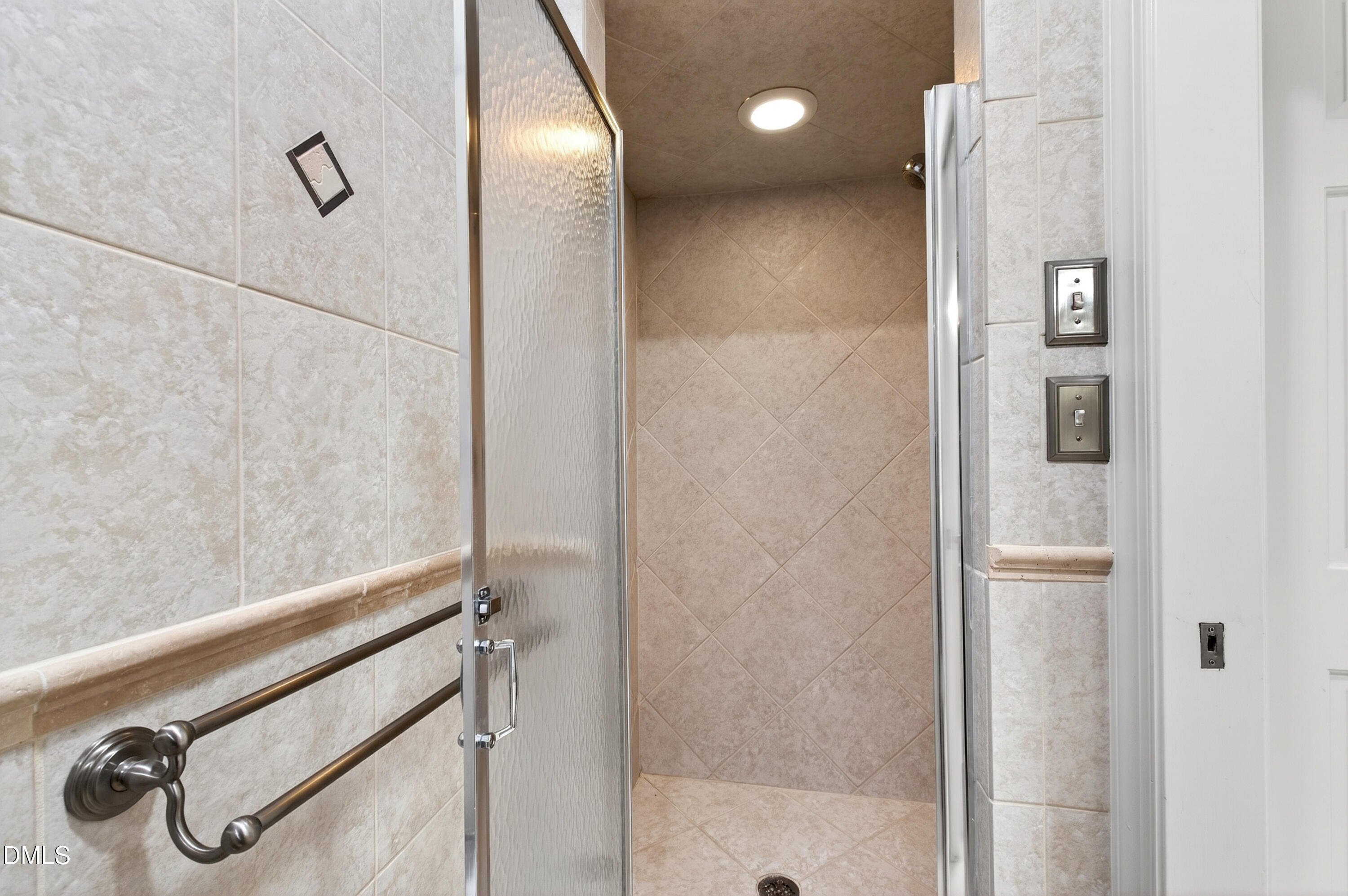 1117 Bentham Drive