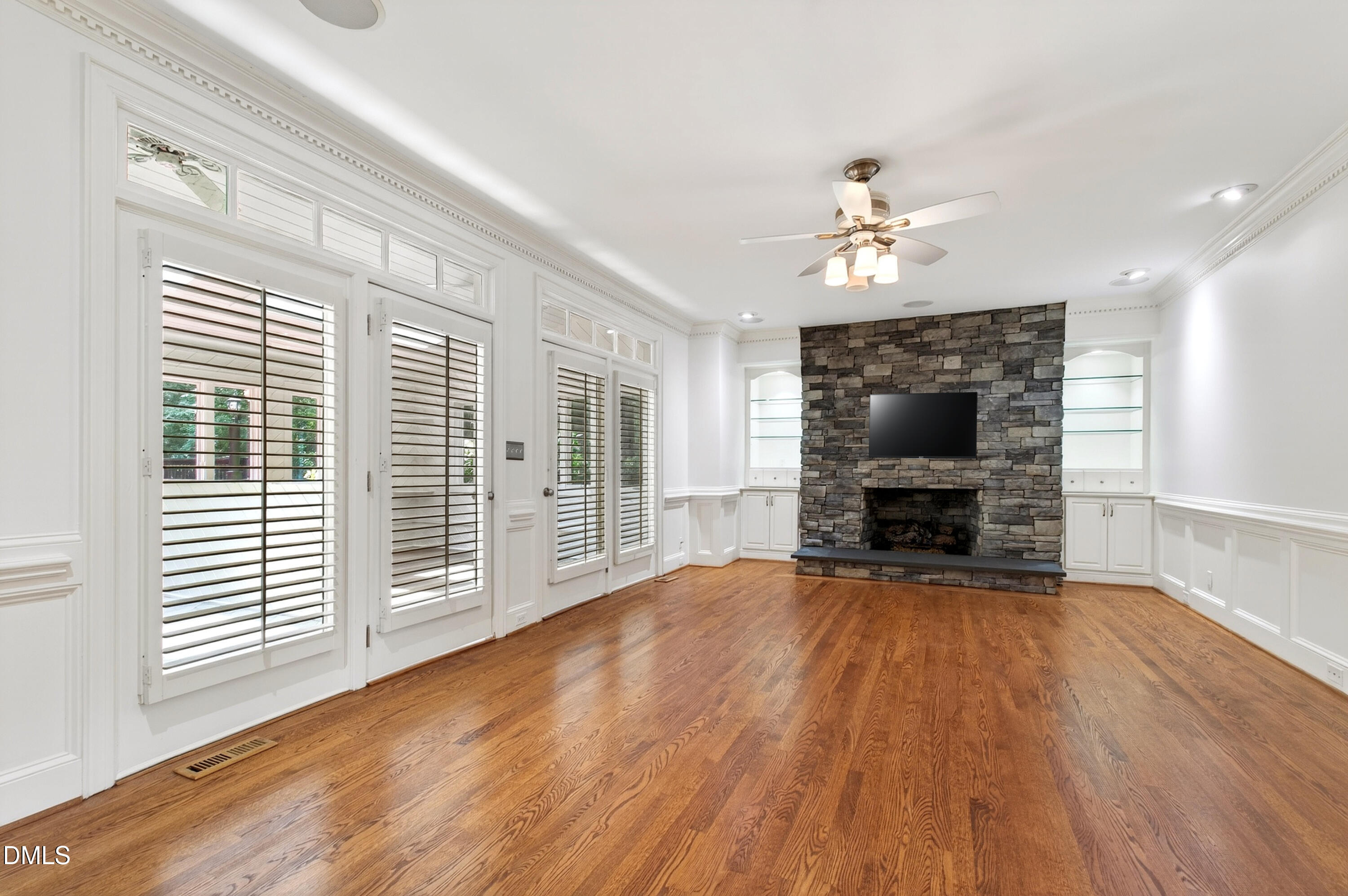 1117 Bentham Drive