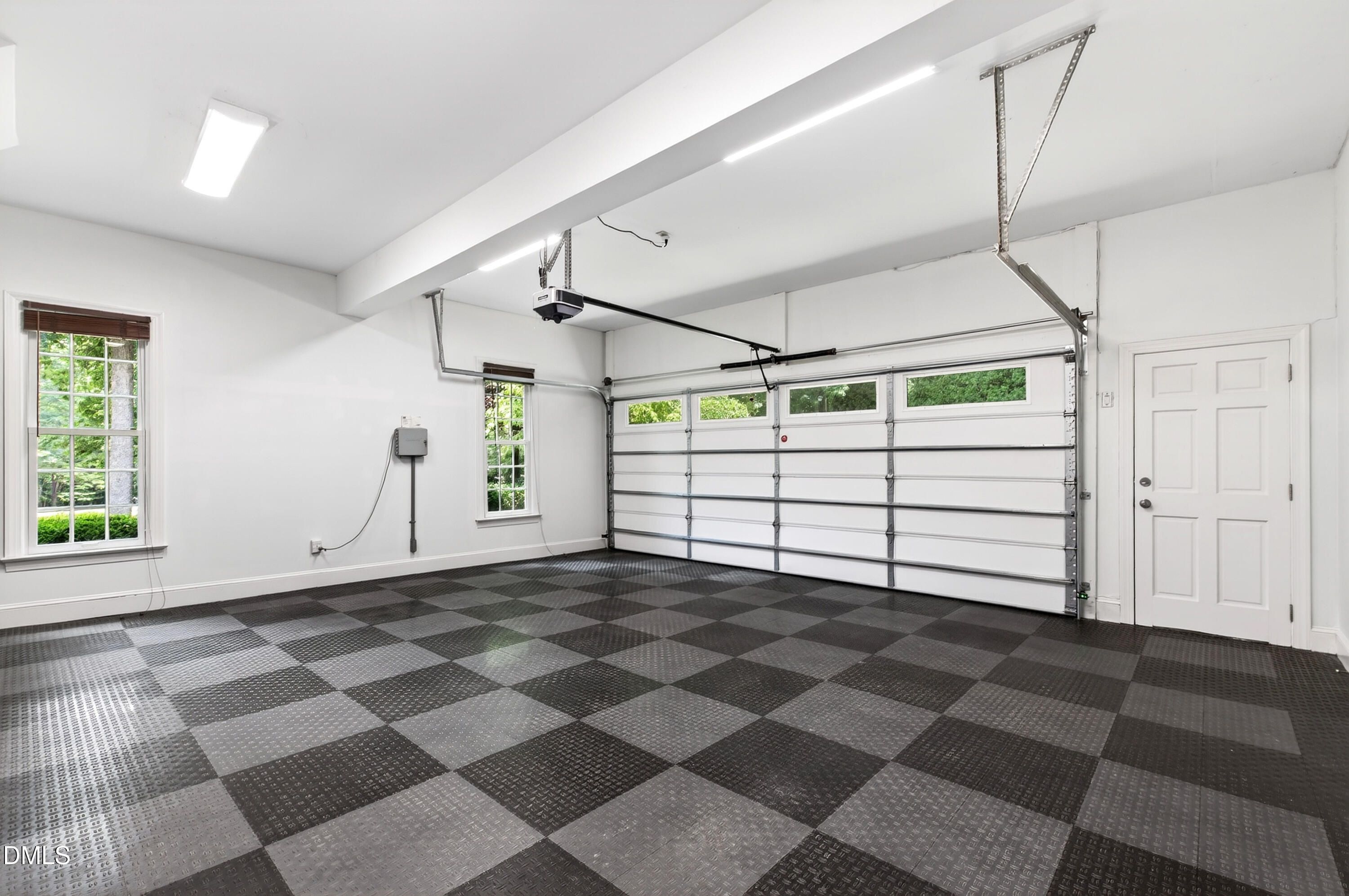 1117 Bentham Drive