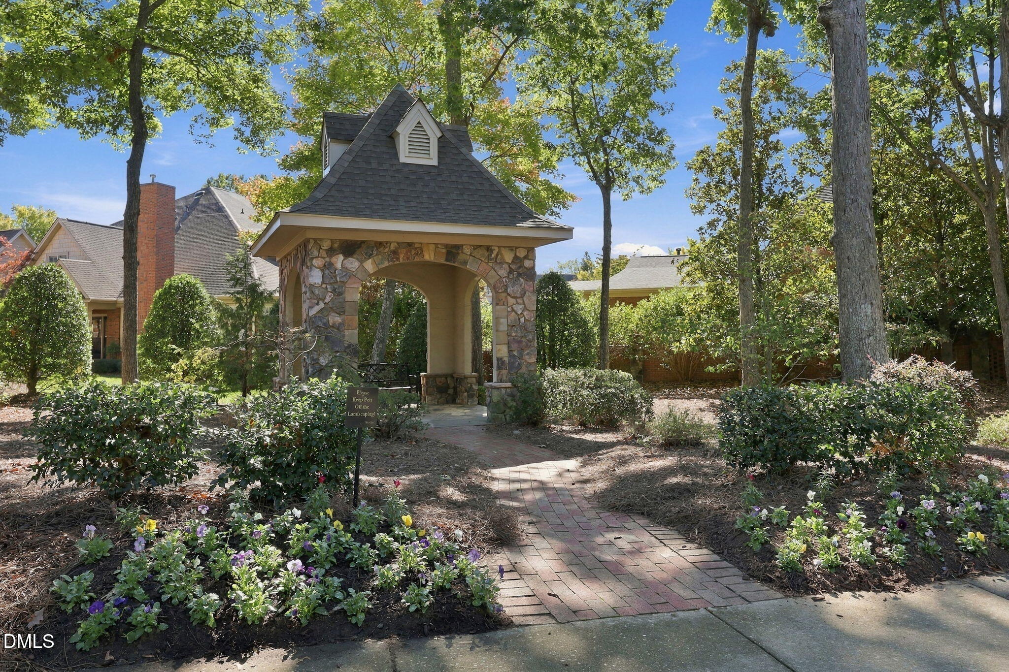 8813 Mariner Drive