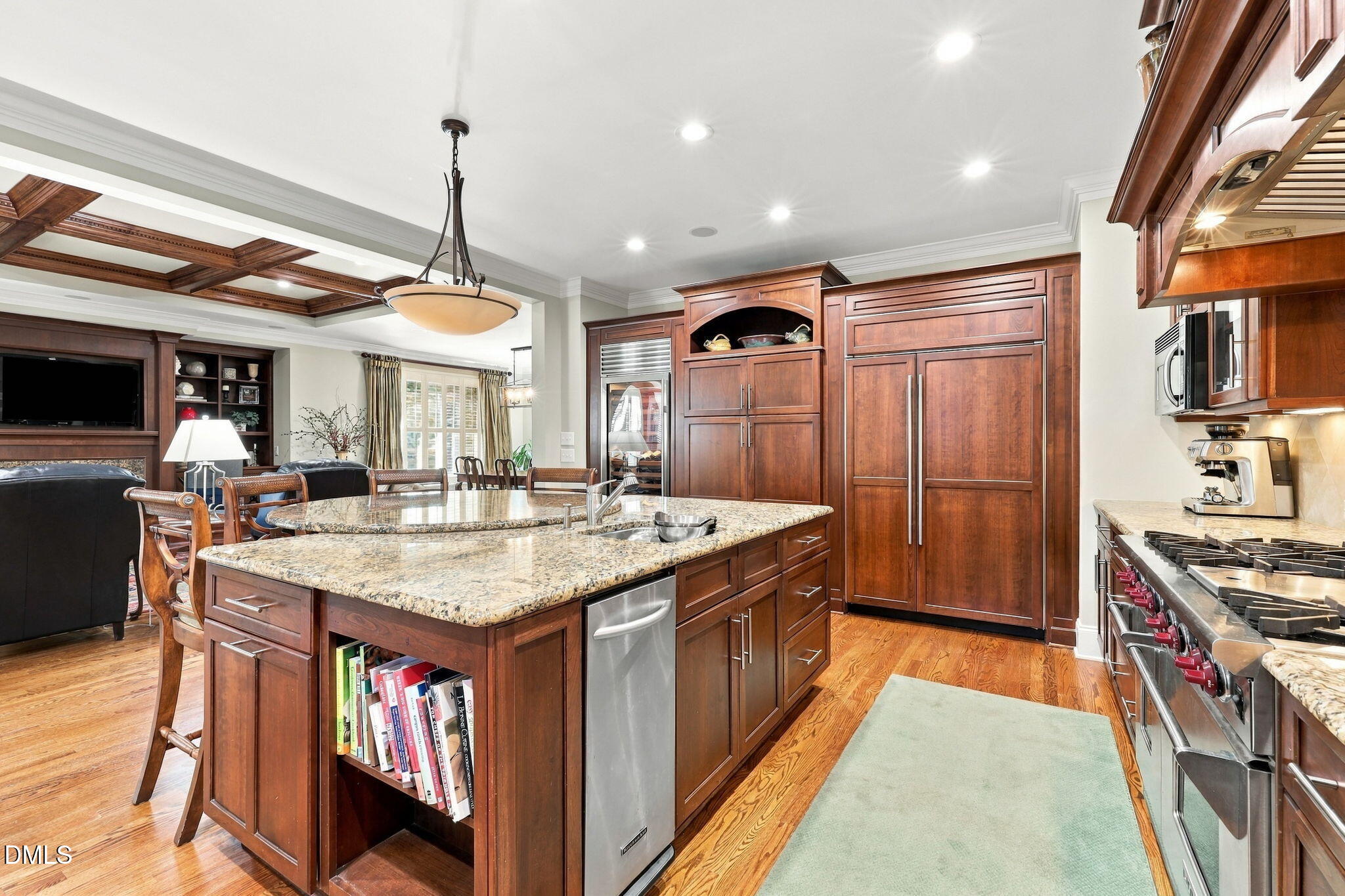 8813 Mariner Drive
