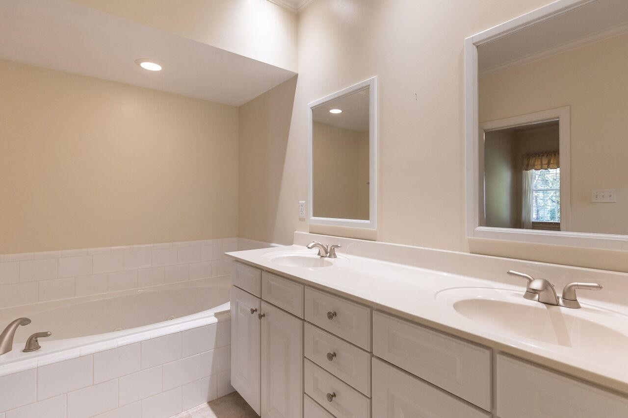 7382 Fontana Ridge Lane