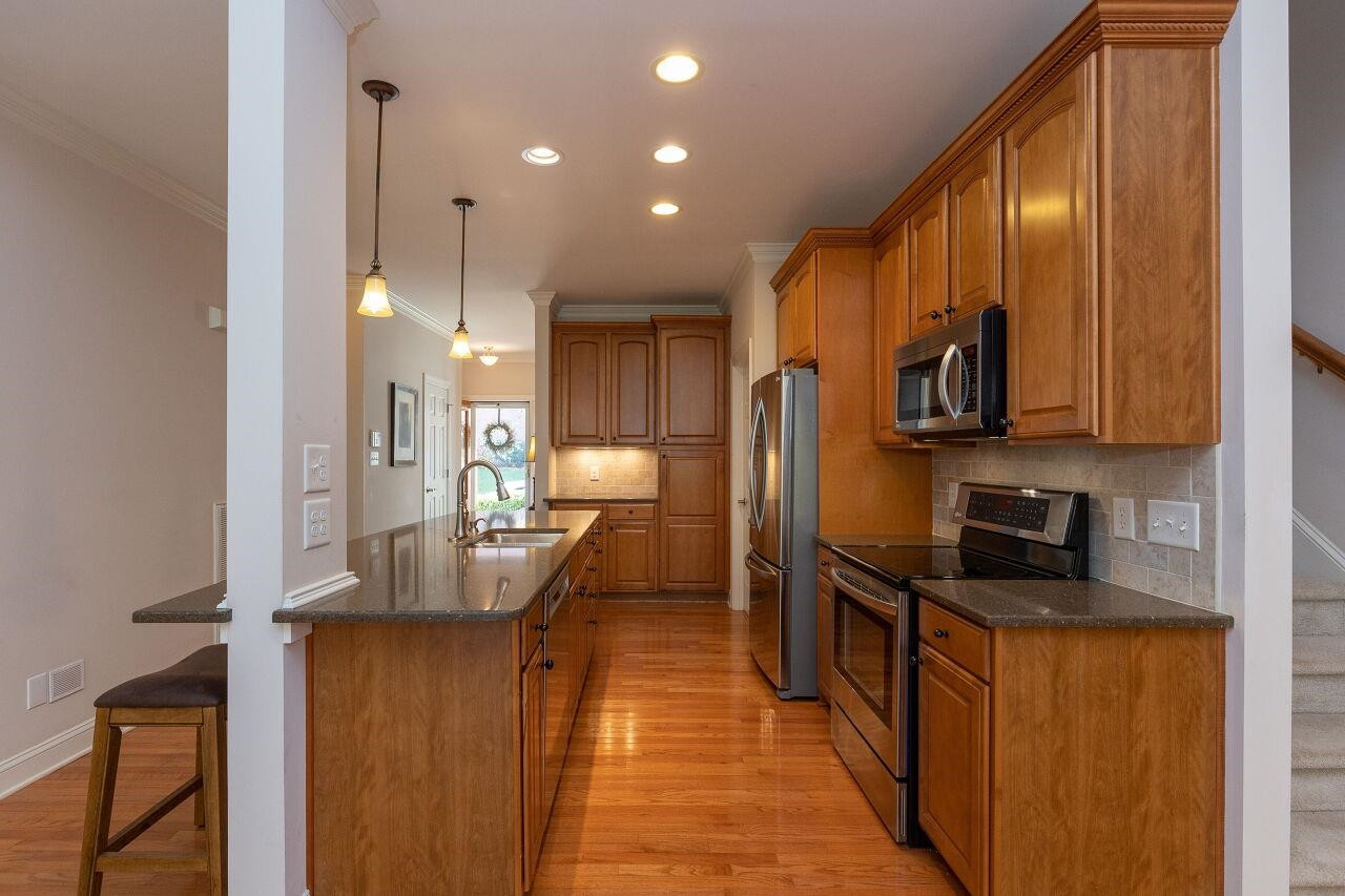 7382 Fontana Ridge Lane