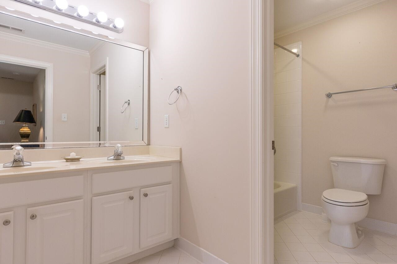 7382 Fontana Ridge Lane