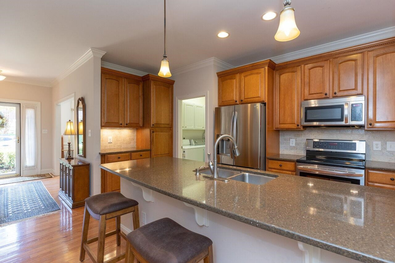 7382 Fontana Ridge Lane