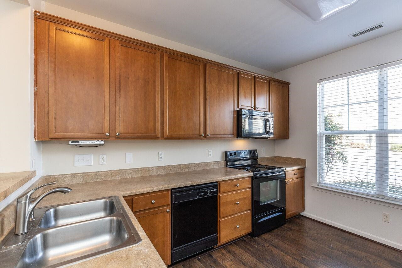 2814 Corbett Grove Drive