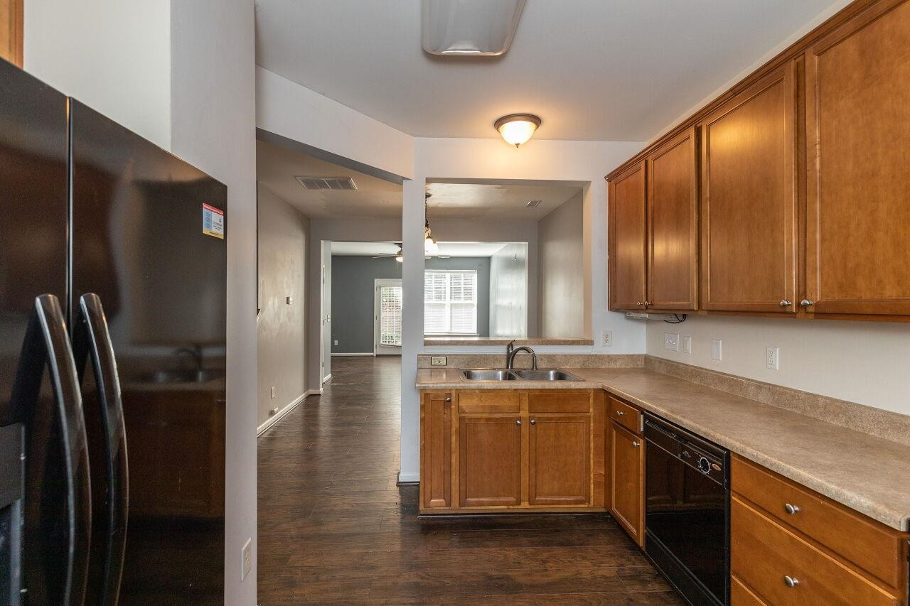 2814 Corbett Grove Drive