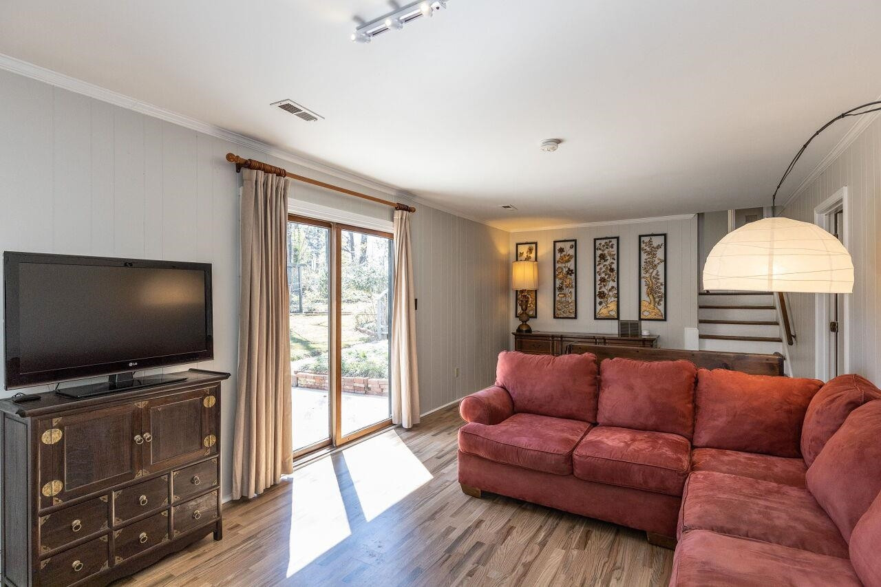 4017 Grimstead Lane