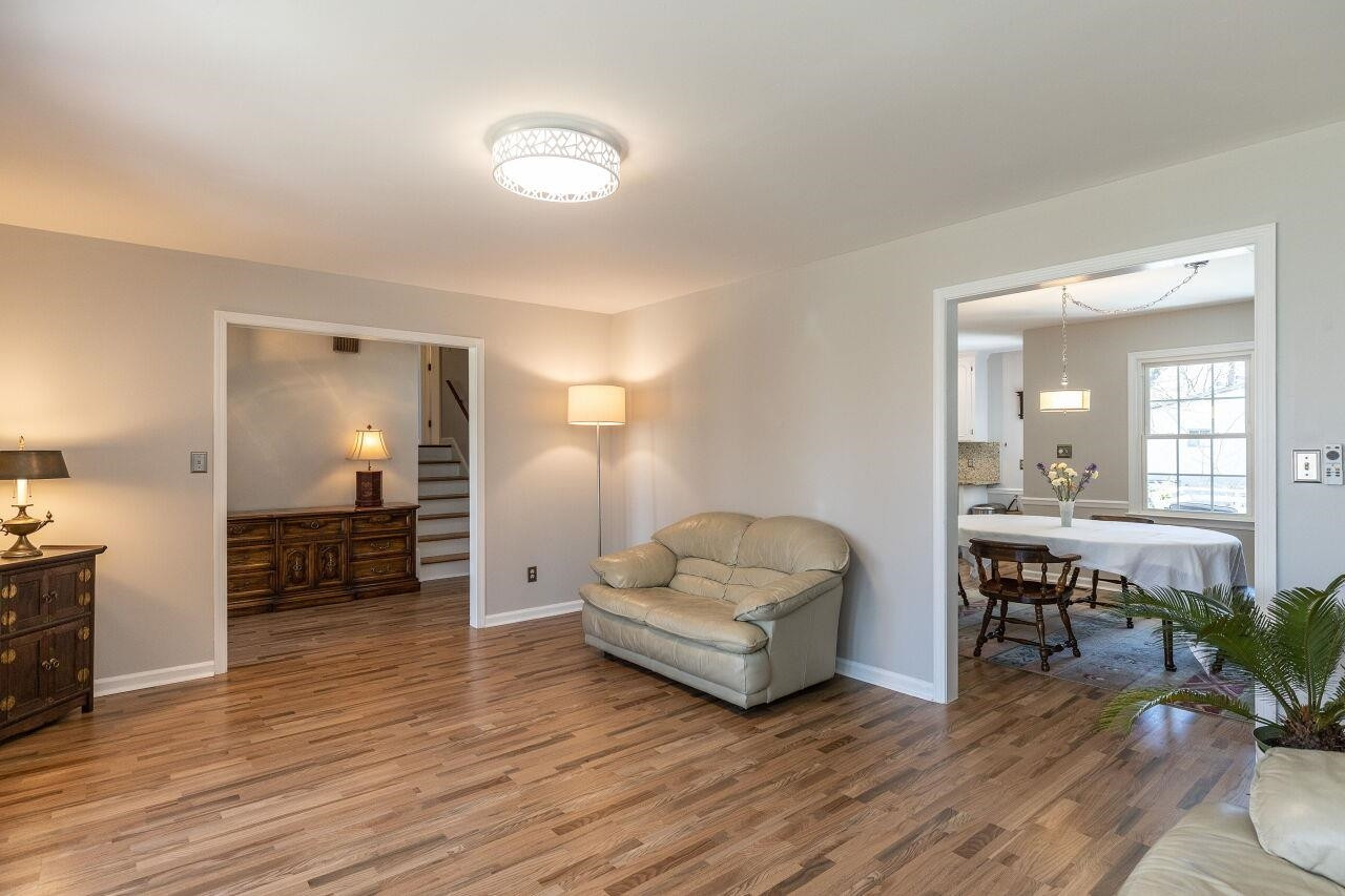 4017 Grimstead Lane