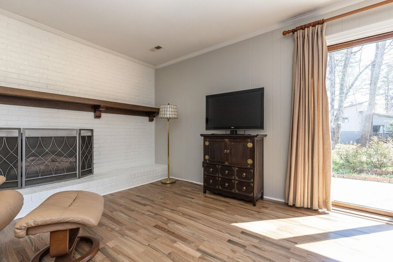 4017 Grimstead Lane