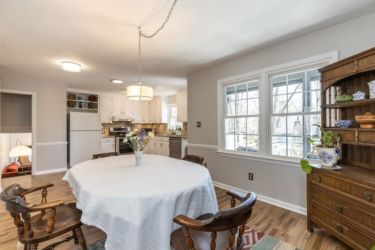4017 Grimstead Lane