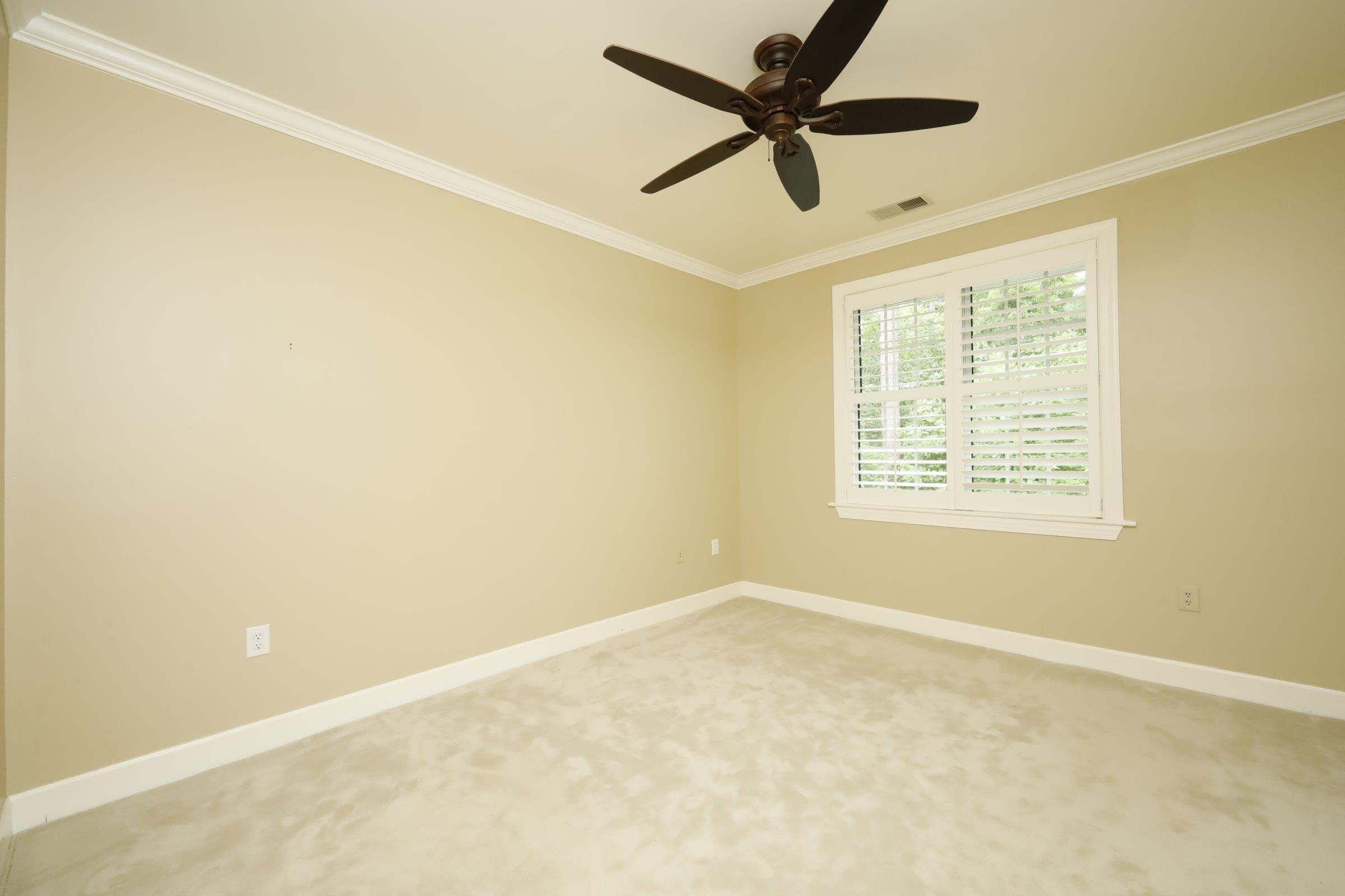 108 Northbrook Drive Unit: 305