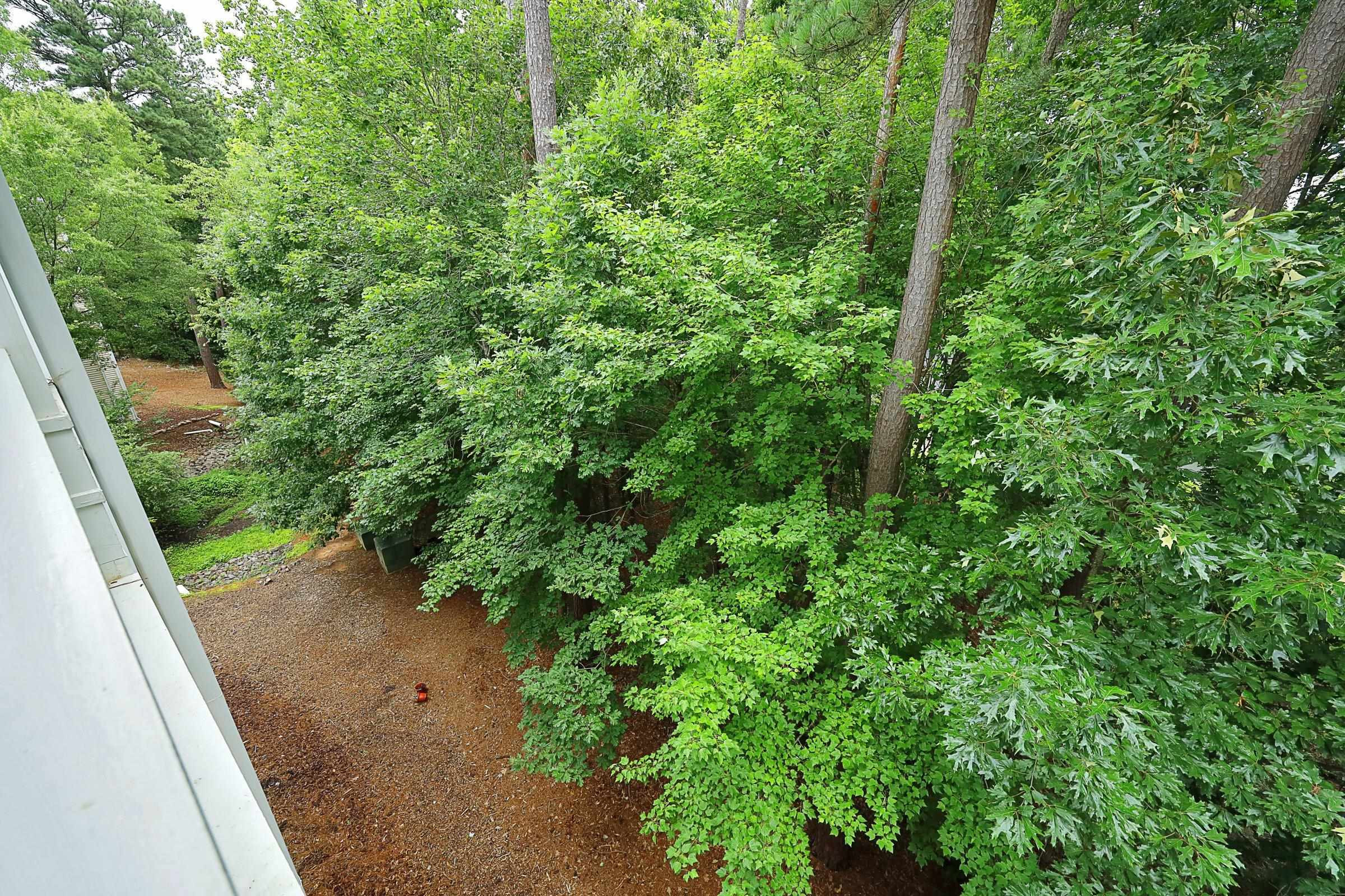 108 Northbrook Drive Unit: 305
