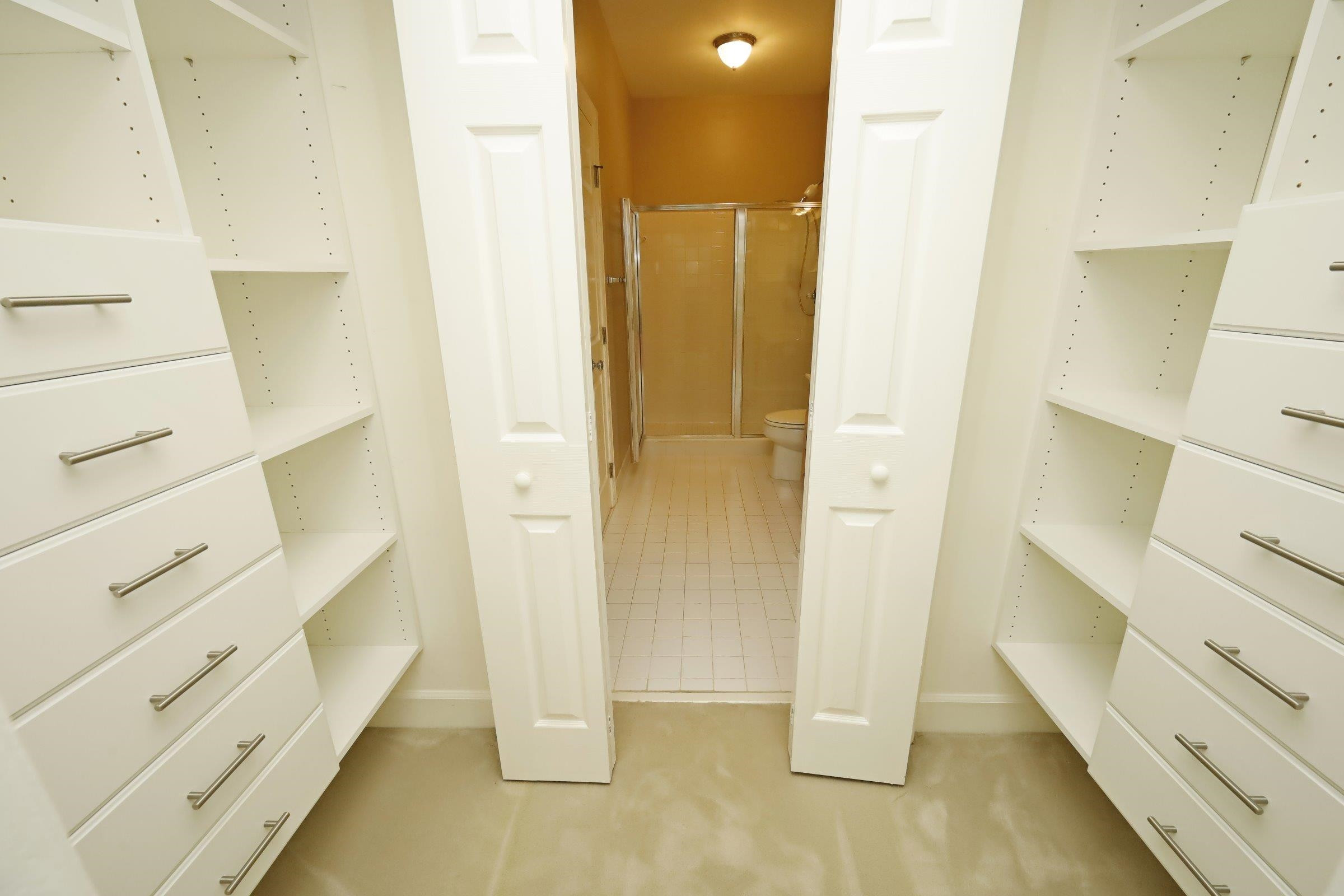 108 Northbrook Drive Unit: 305