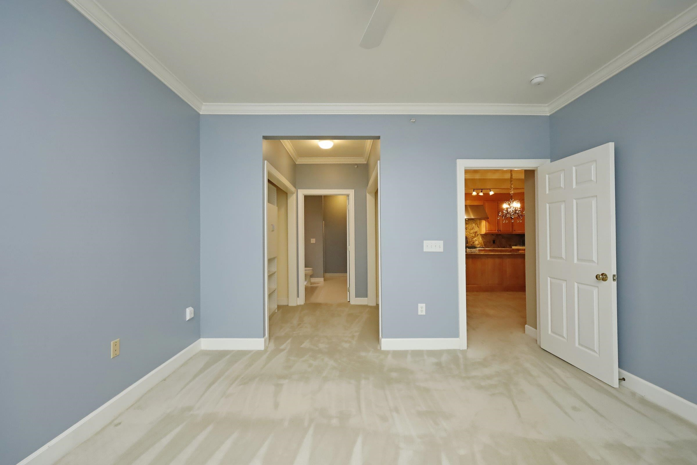 108 Northbrook Drive Unit: 305